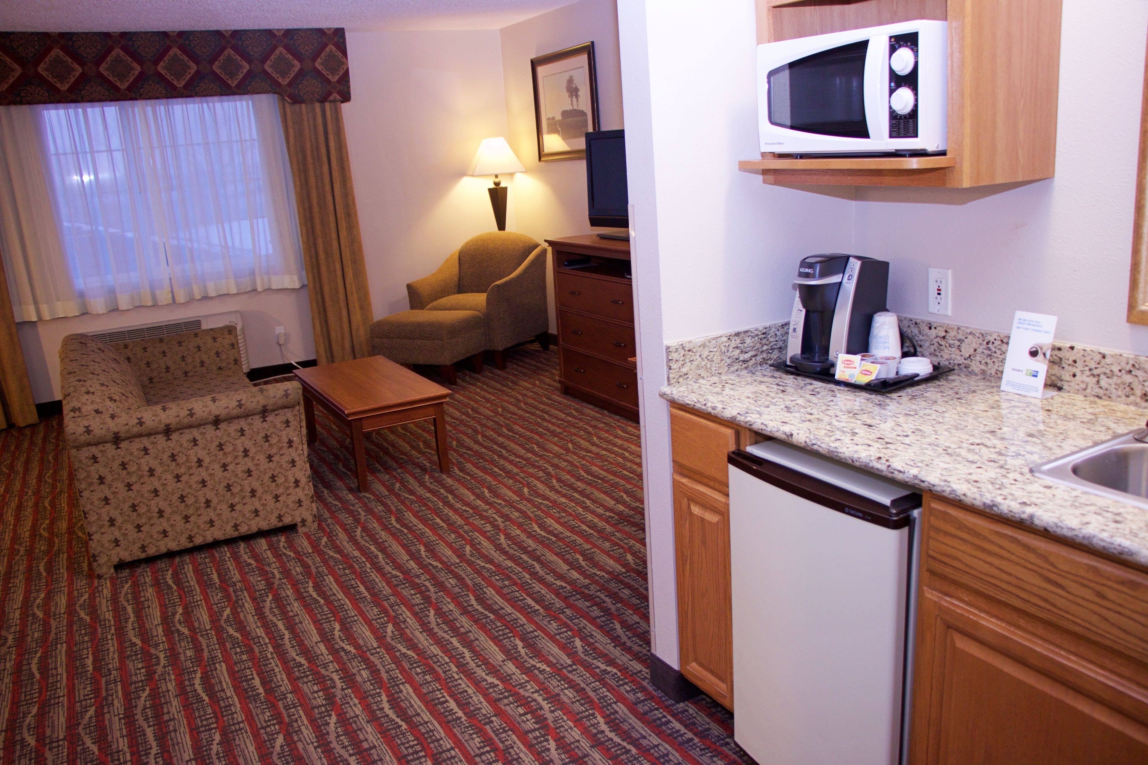 Holiday Inn Express Hotel & Suites Pierre - Fort Pierre
