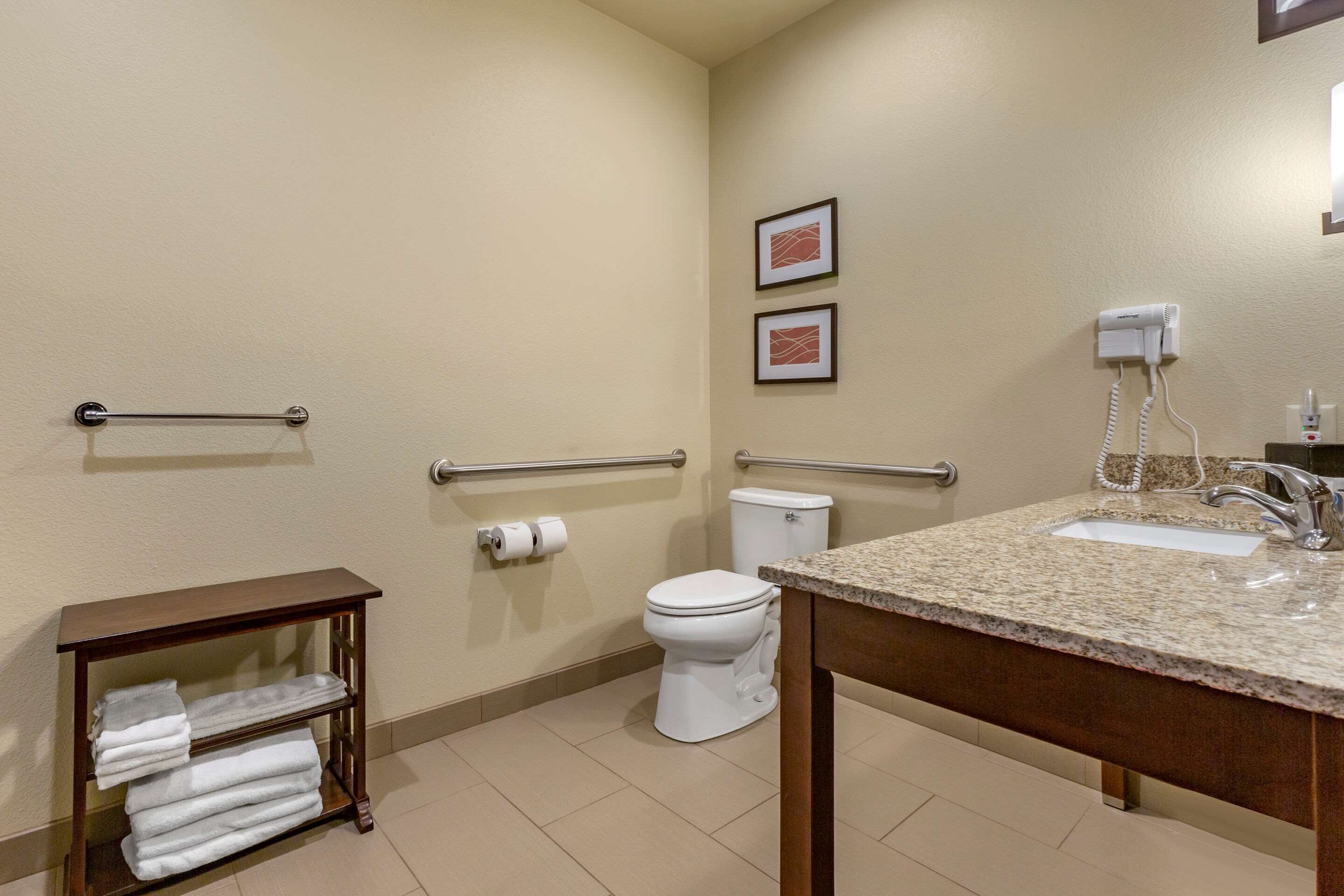 Comfort Inn & Suites Hill City