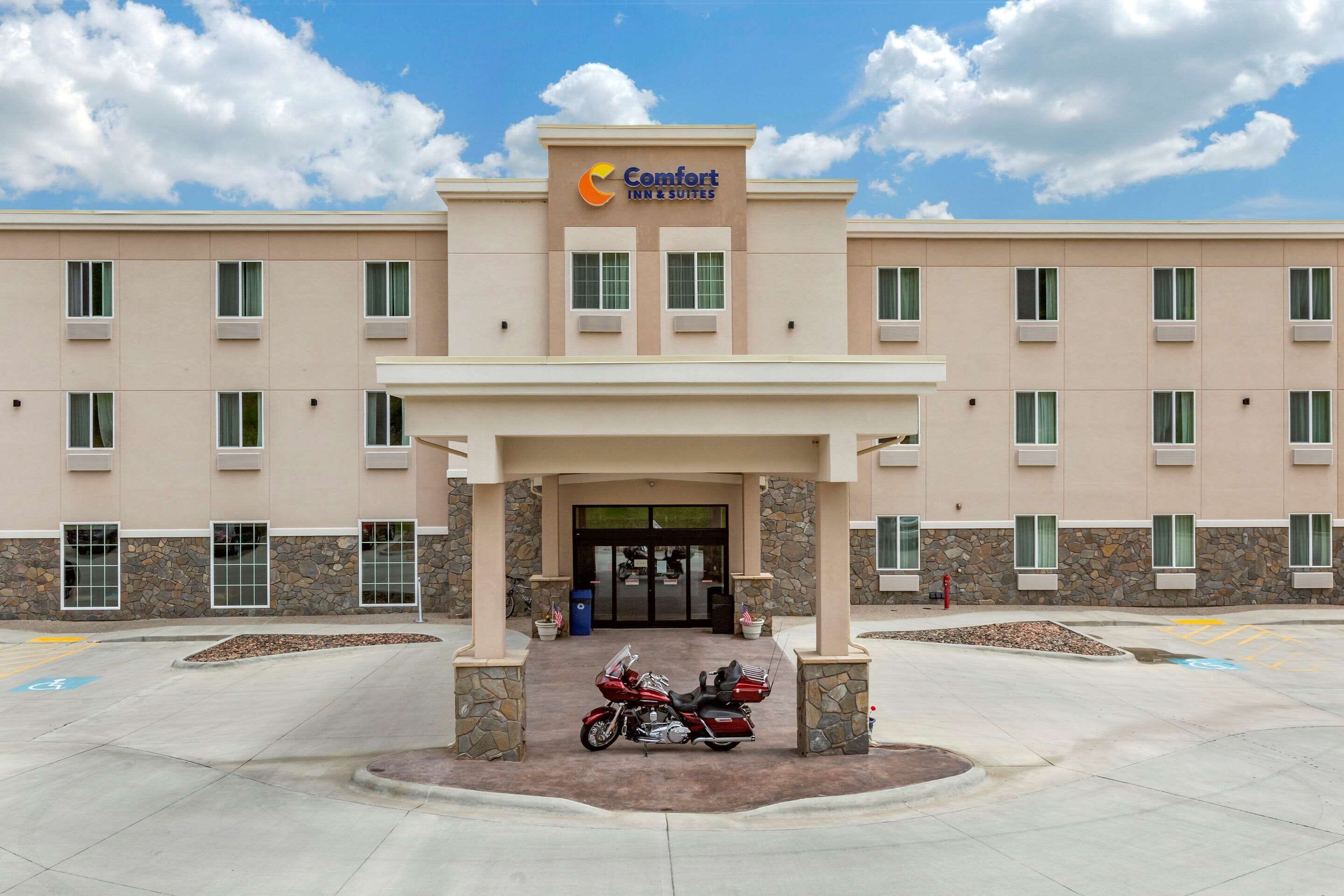 Comfort Inn & Suites Hill City
