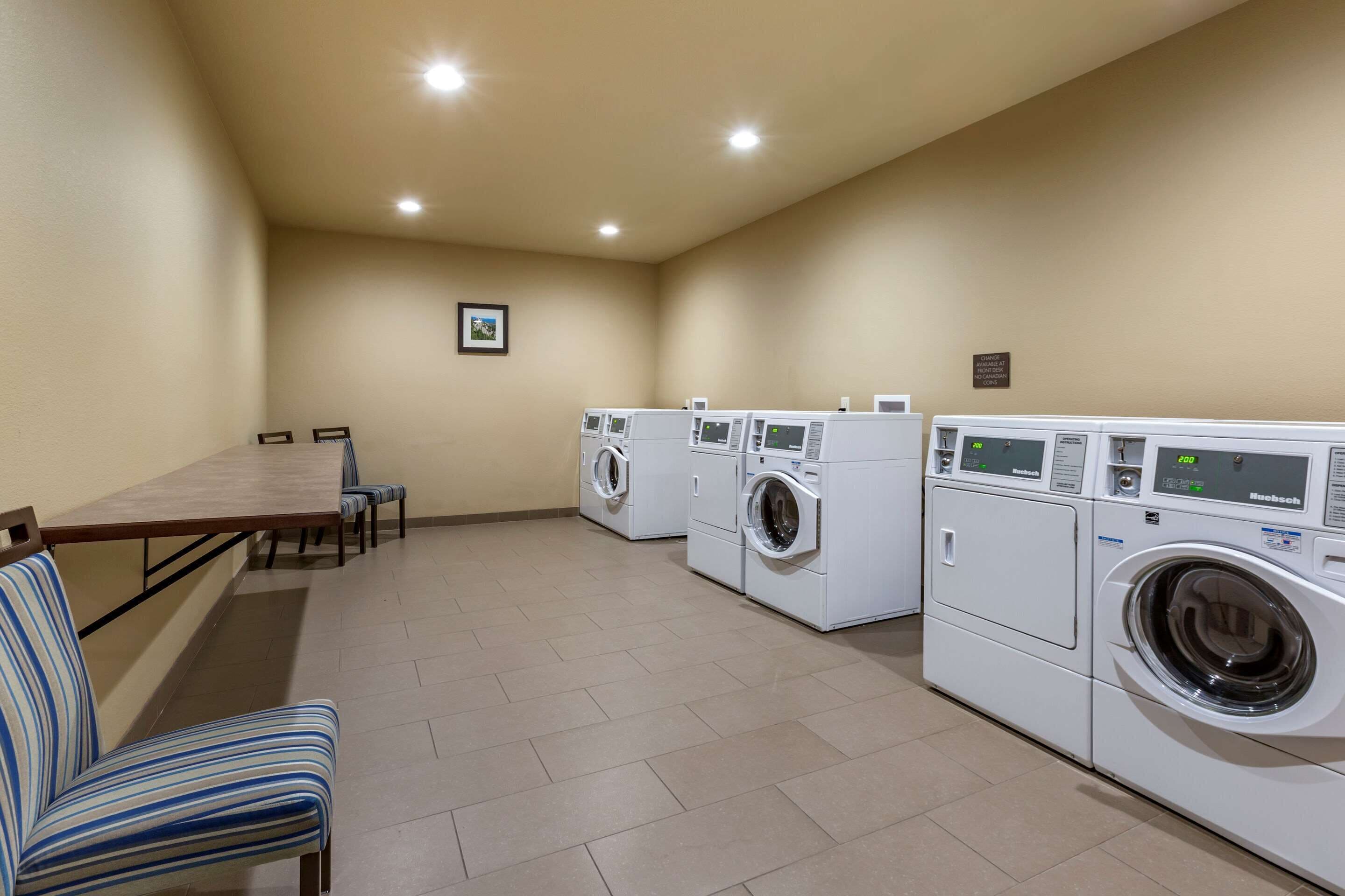 Comfort Inn & Suites Hill City