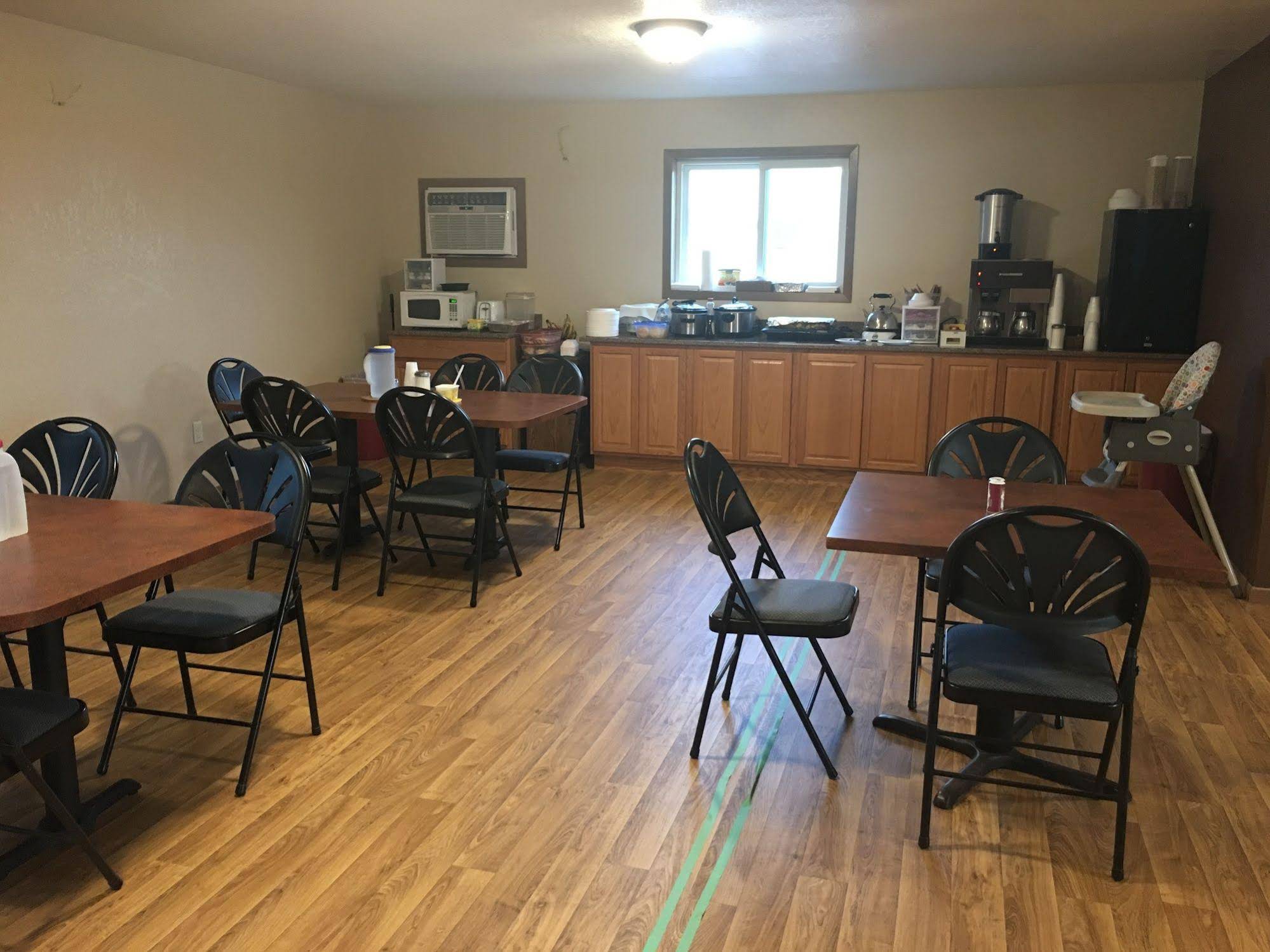 Budget Host Inn Kennebec