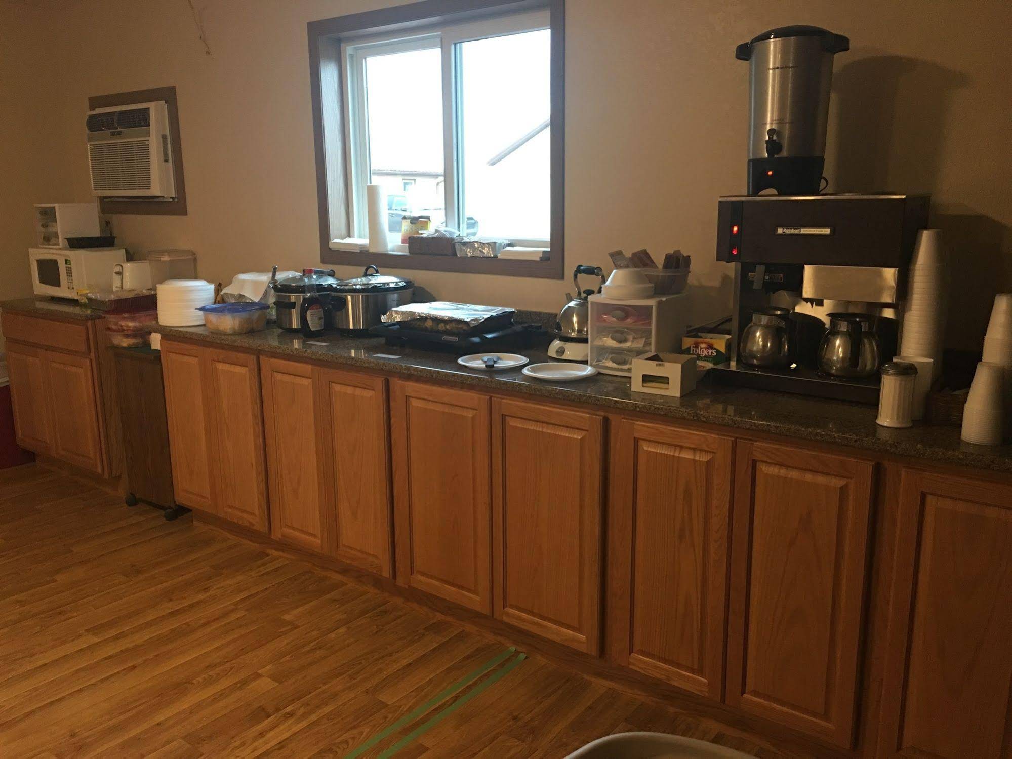 Budget Host Inn Kennebec