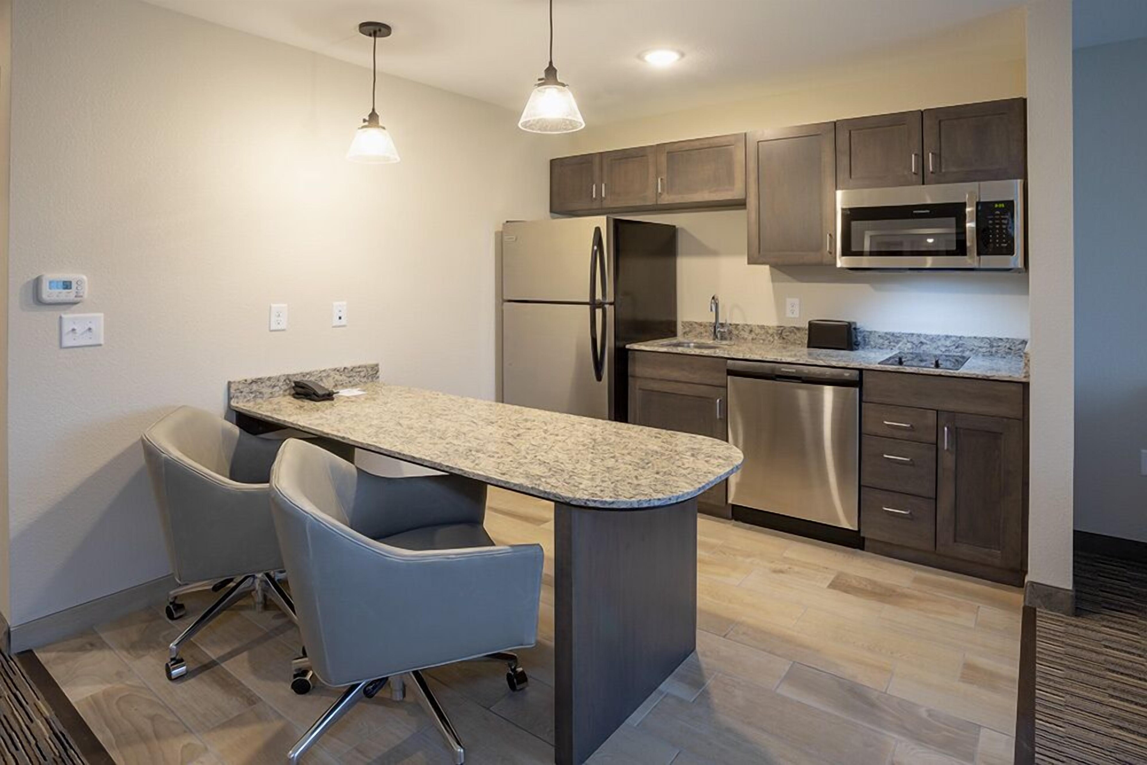 Grandstay Hotel and Suites