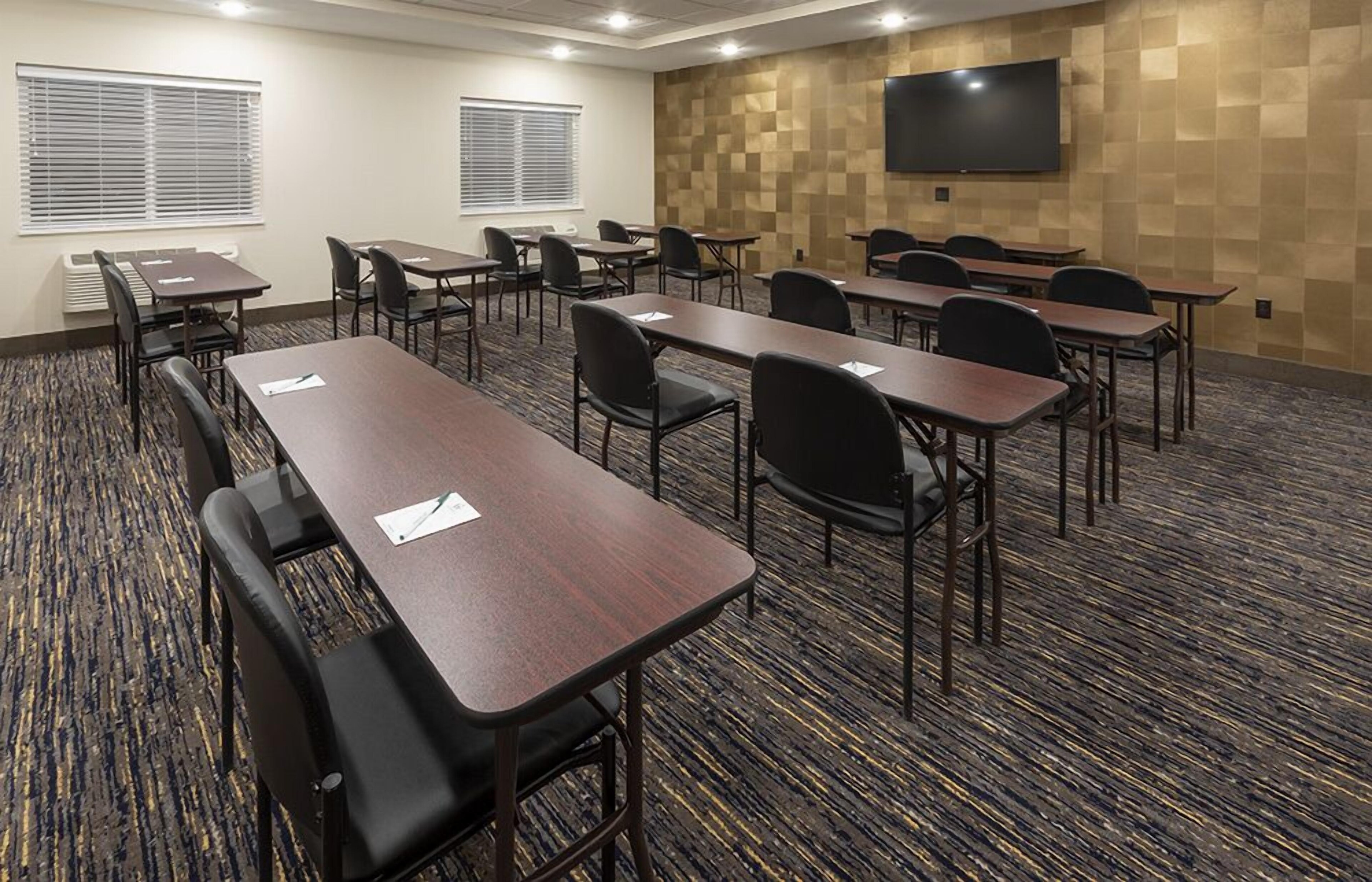 Grandstay Hotel and Suites