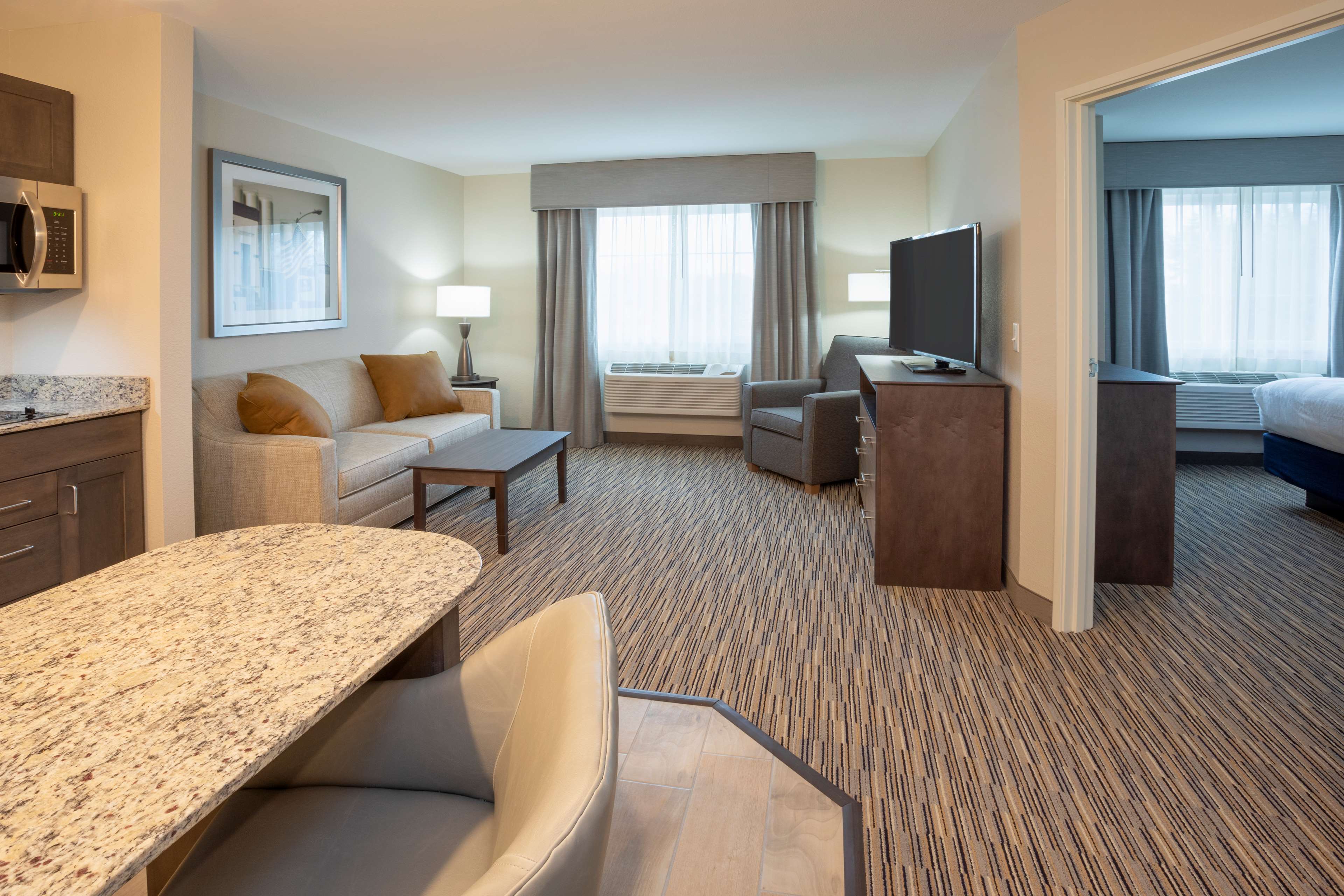 Grandstay Hotel and Suites