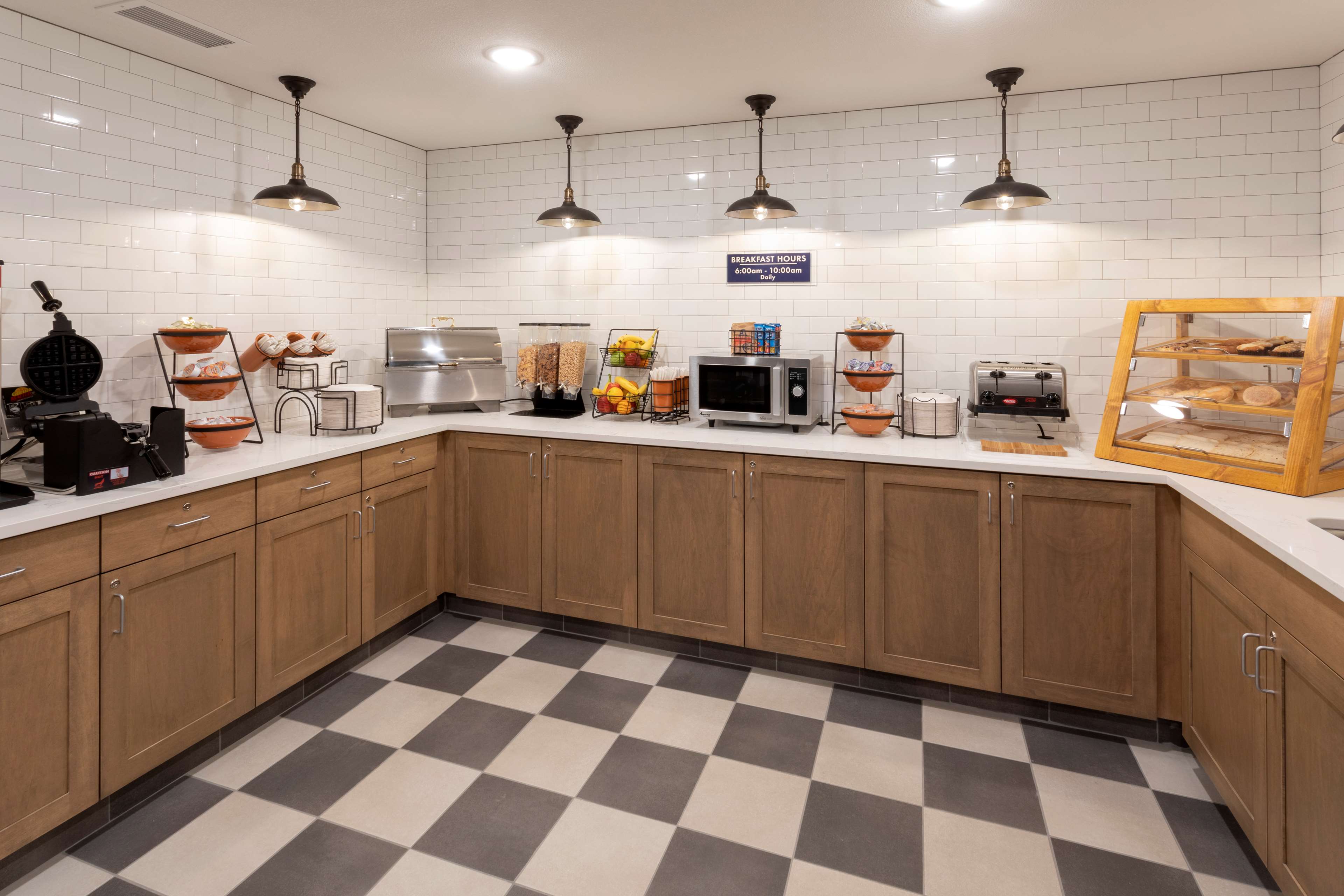 Grandstay Hotel and Suites