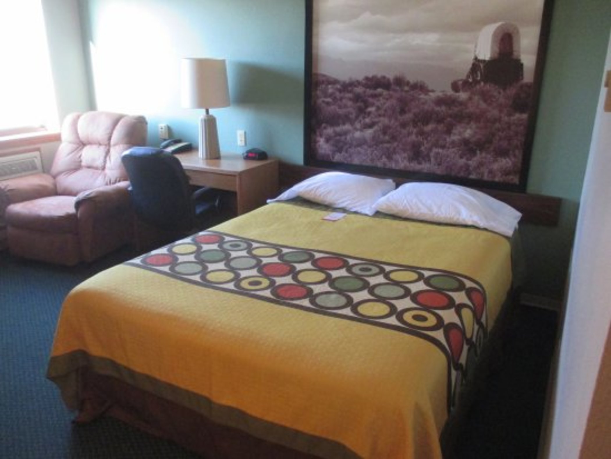 Super 8 by Wyndham Milbank SD