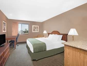 Days Inn by Wyndham Mitchell SD