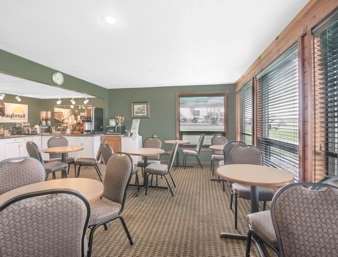 Days Inn by Wyndham Mitchell SD
