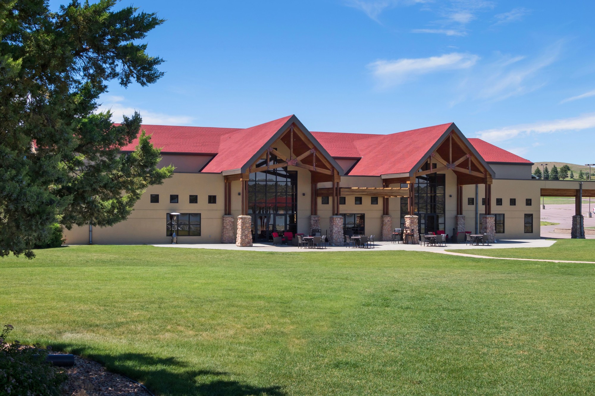 Arrowwood Resort & Conference Center at Cedar Shore
