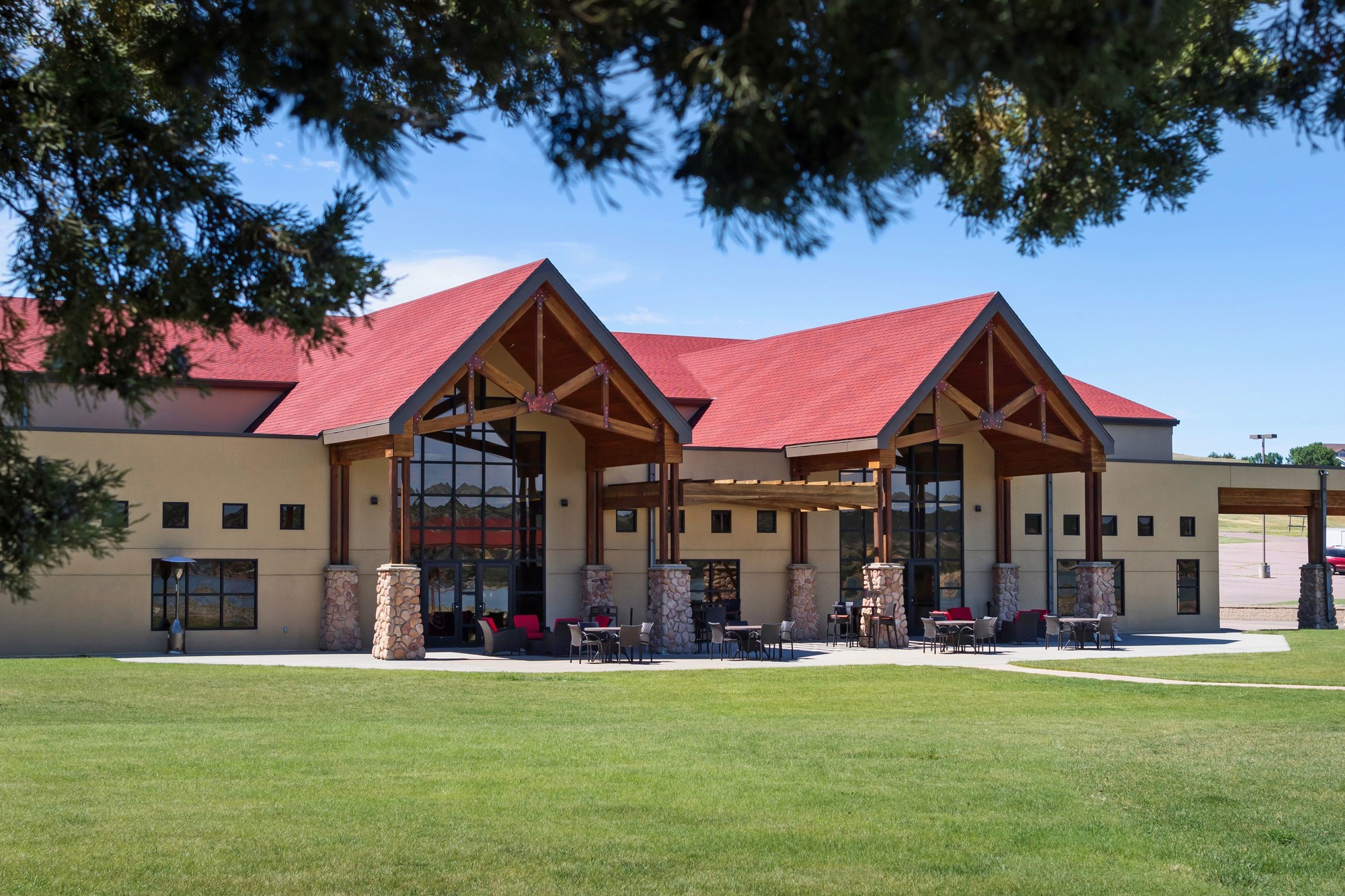 Arrowwood Resort & Conference Center at Cedar Shore