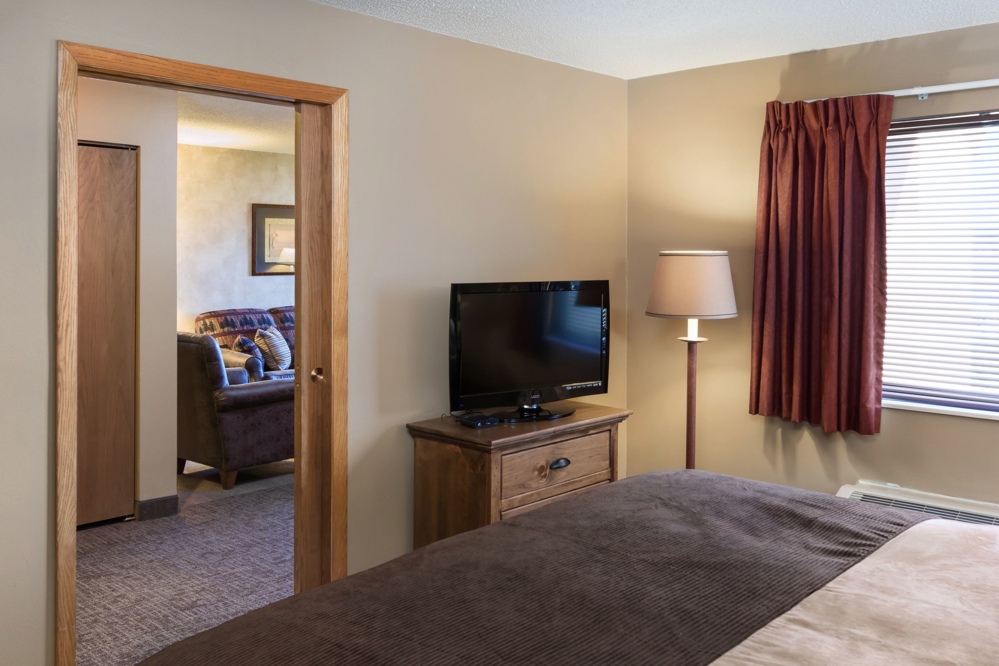 Arrowwood Resort & Conference Center at Cedar Shore