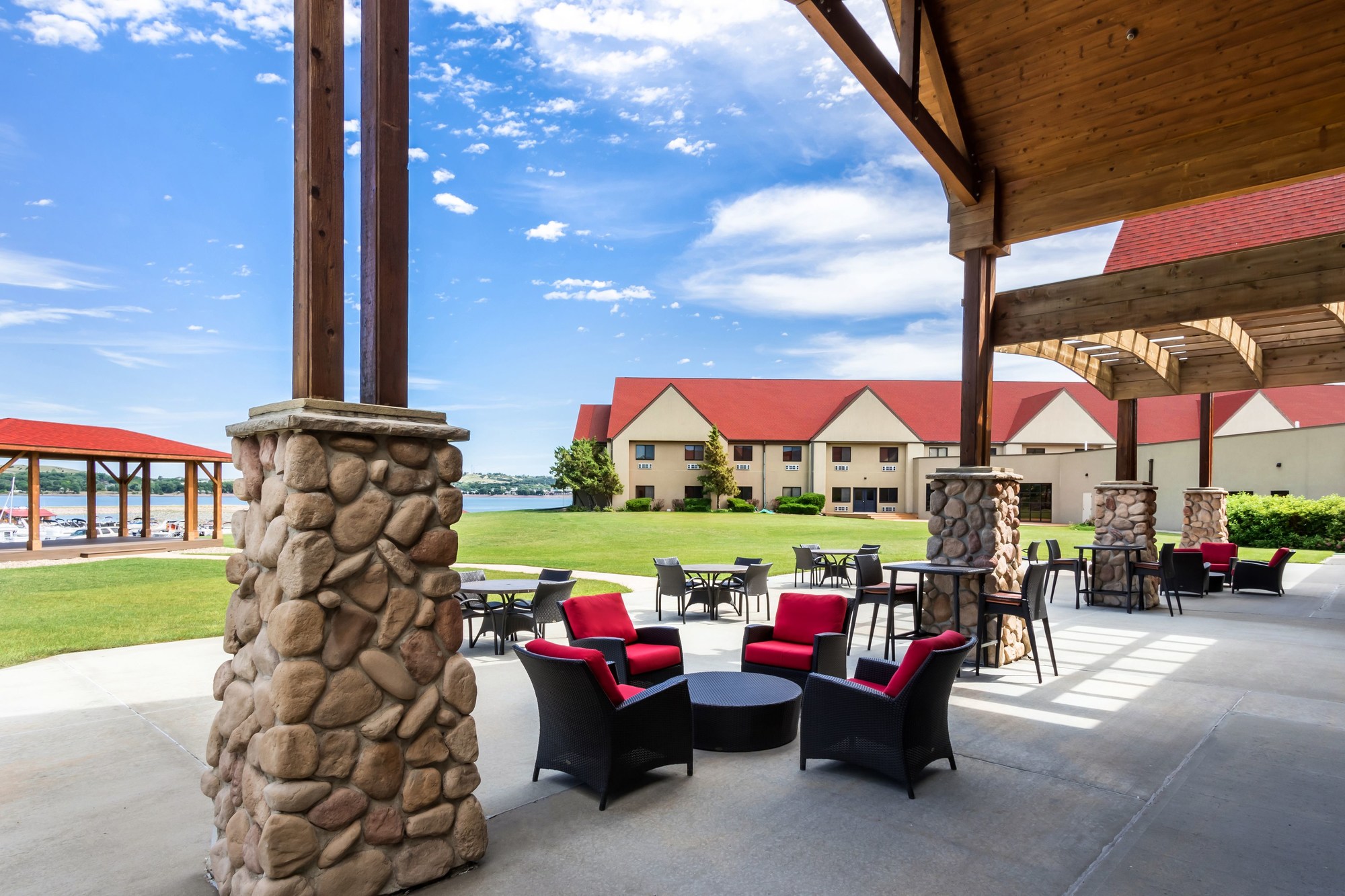 Arrowwood Resort & Conference Center at Cedar Shore