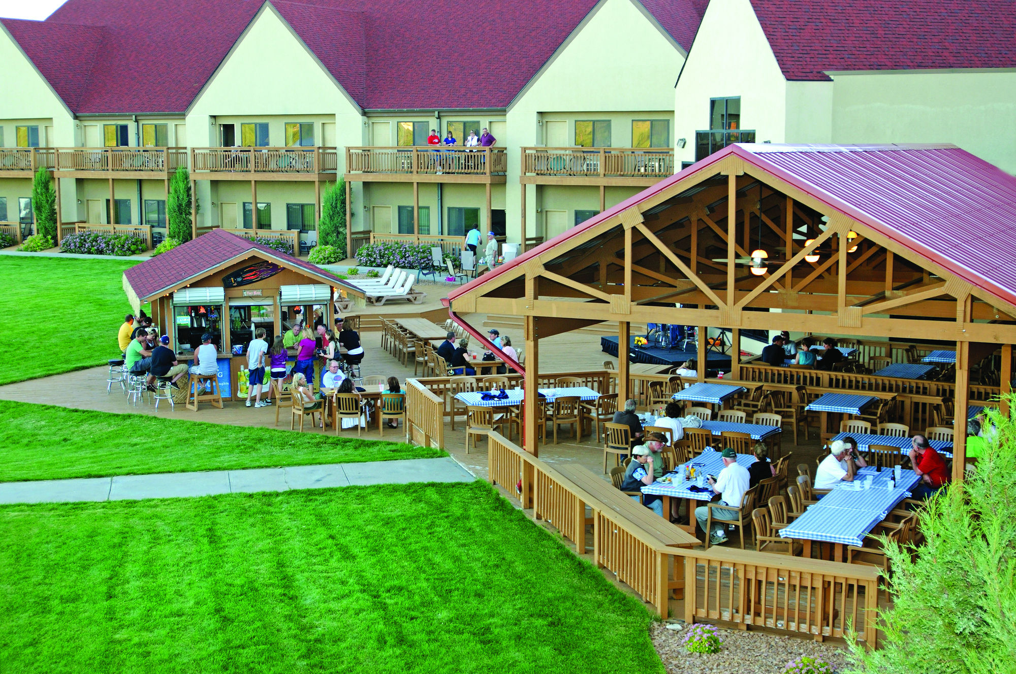 Arrowwood Resort & Conference Center at Cedar Shore