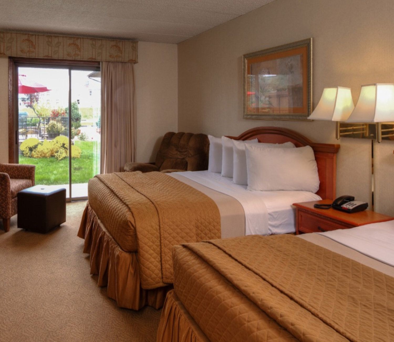 Foothills Inn