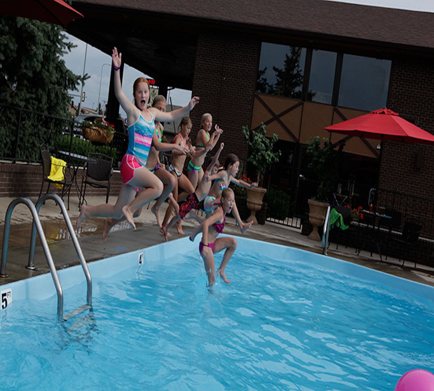 Foothills Inn