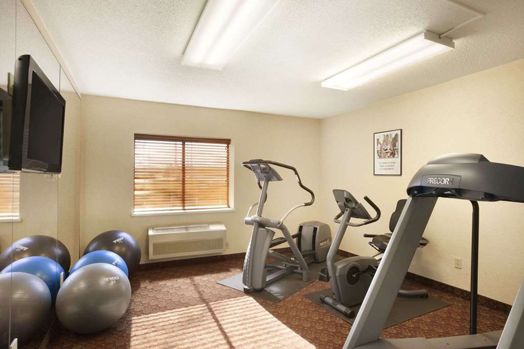 Baymont by Wyndham Sioux Falls Near West 41st Street