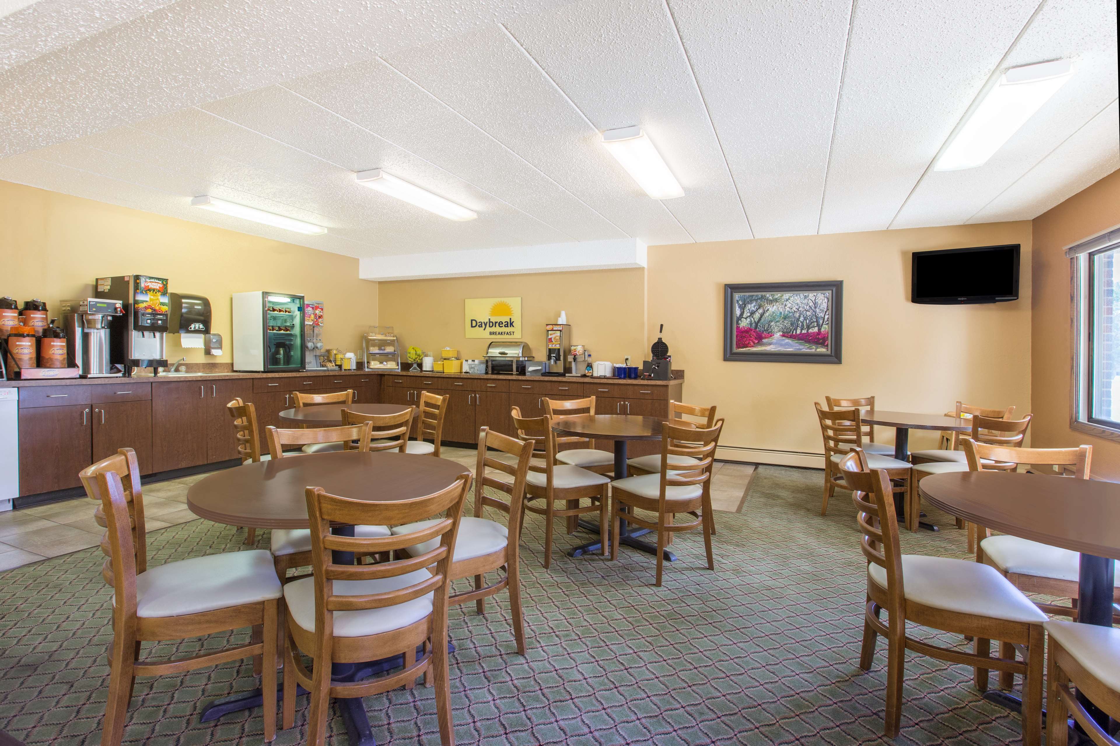 Days Inn by Wyndham Sioux Falls Empire