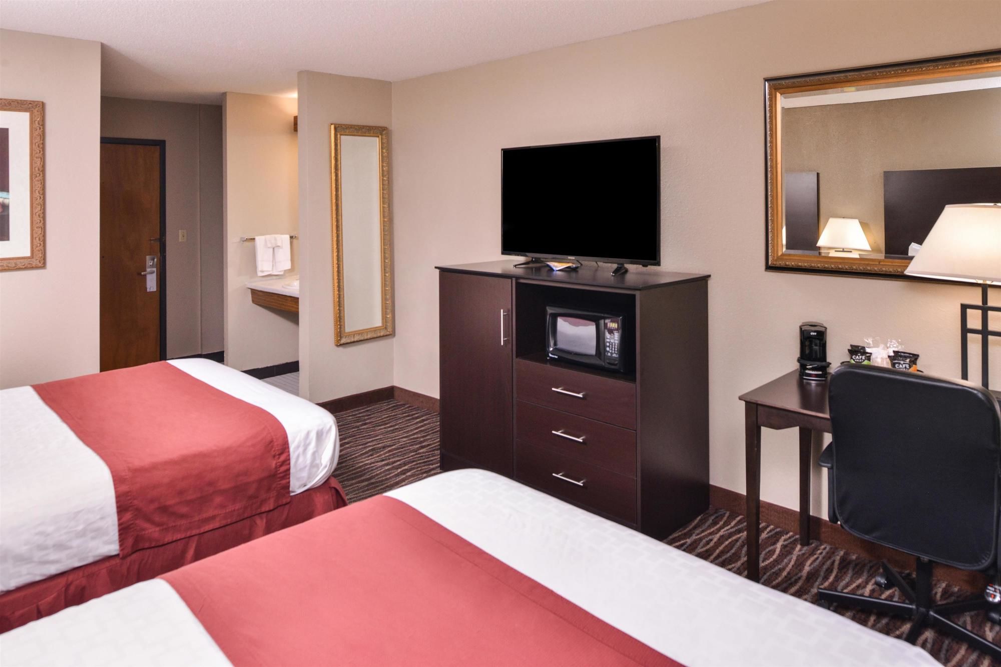 Baymont by Wyndham Sioux Falls North/I-29/Russell St