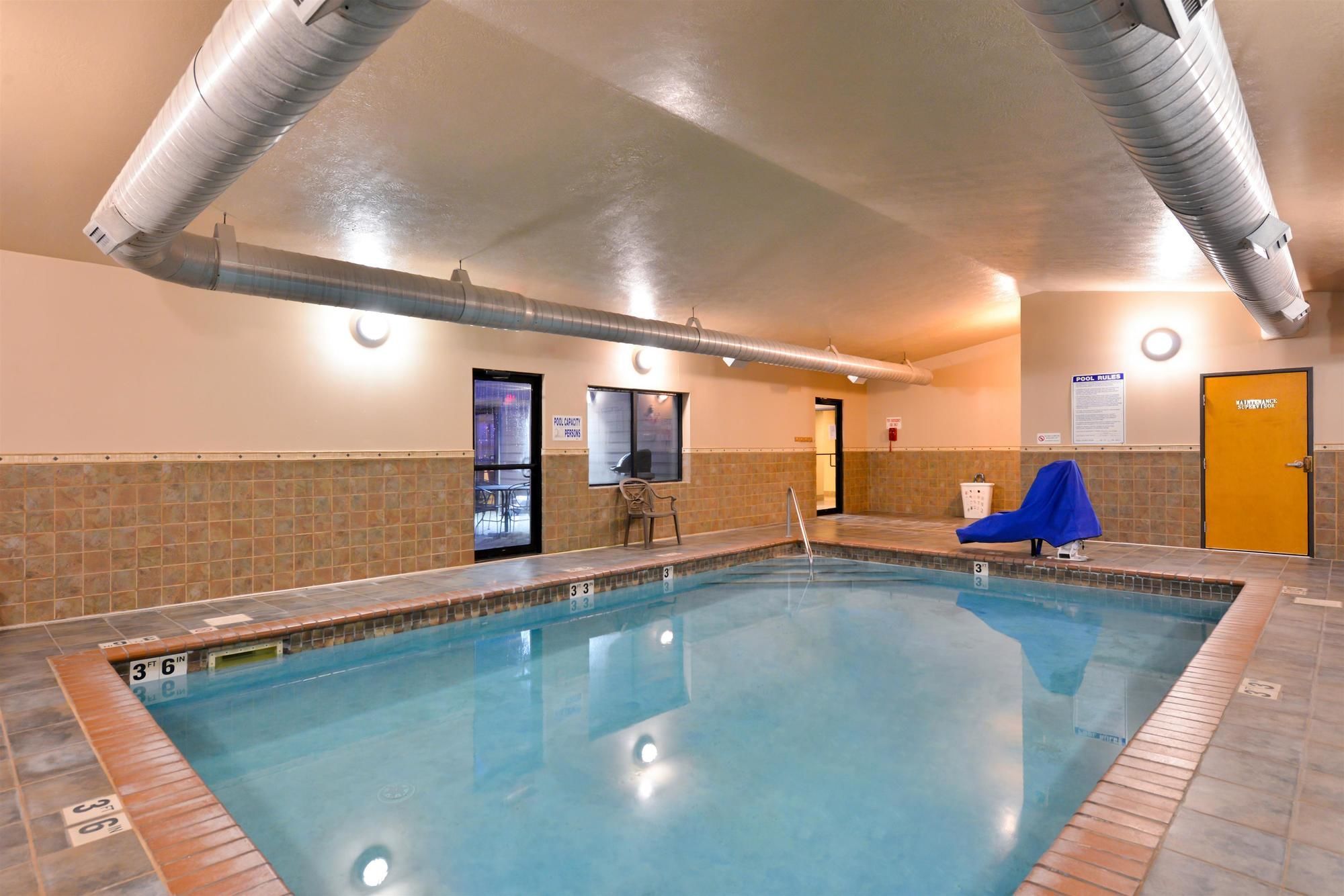 Baymont by Wyndham Sioux Falls North/I-29/Russell St