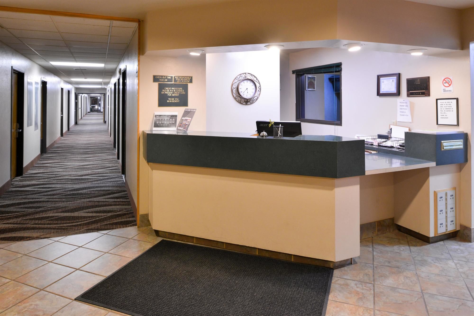 Baymont by Wyndham Sioux Falls North/I-29/Russell St