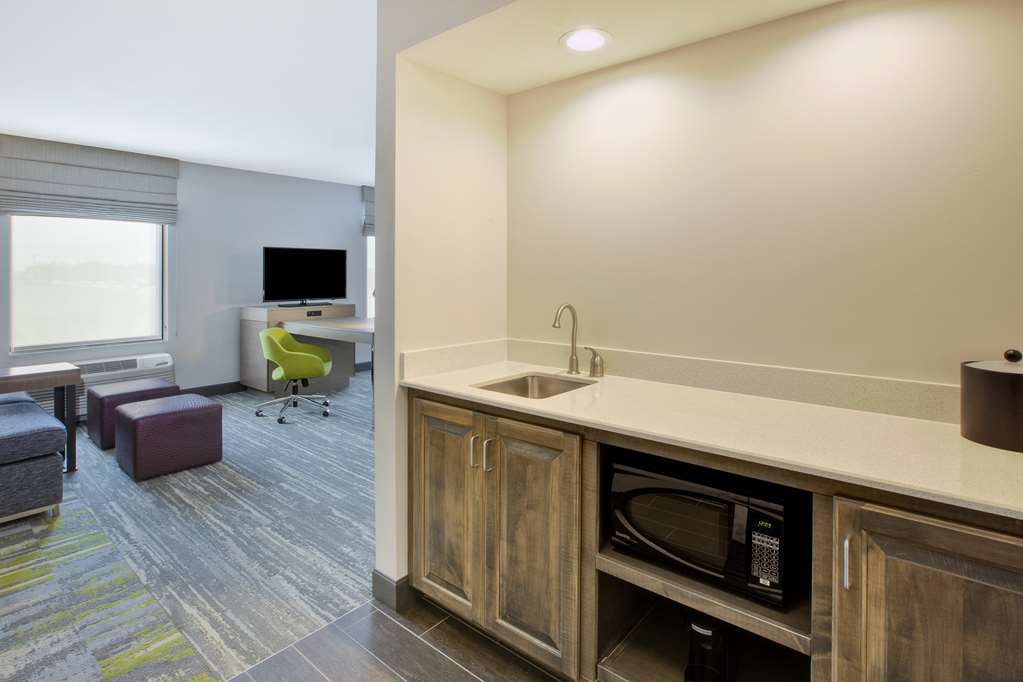 Hampton Inn & Suites Southwest/Sioux
