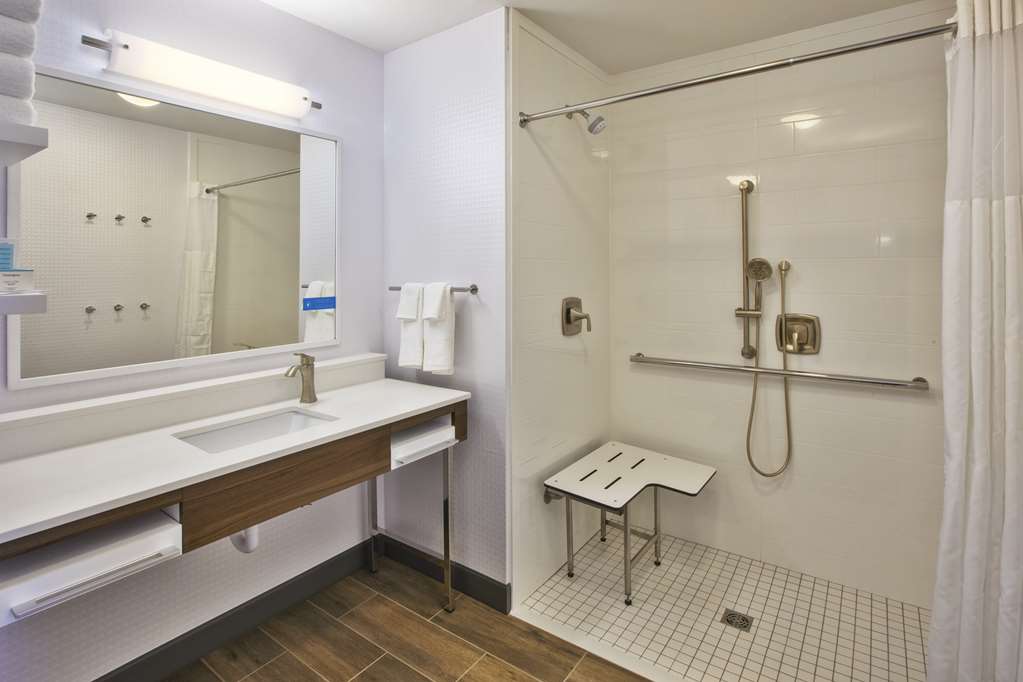 Hampton Inn & Suites Southwest/Sioux