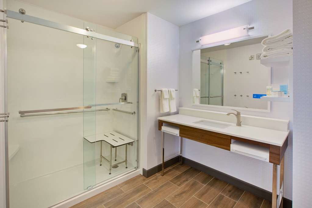 Hampton Inn & Suites Southwest/Sioux