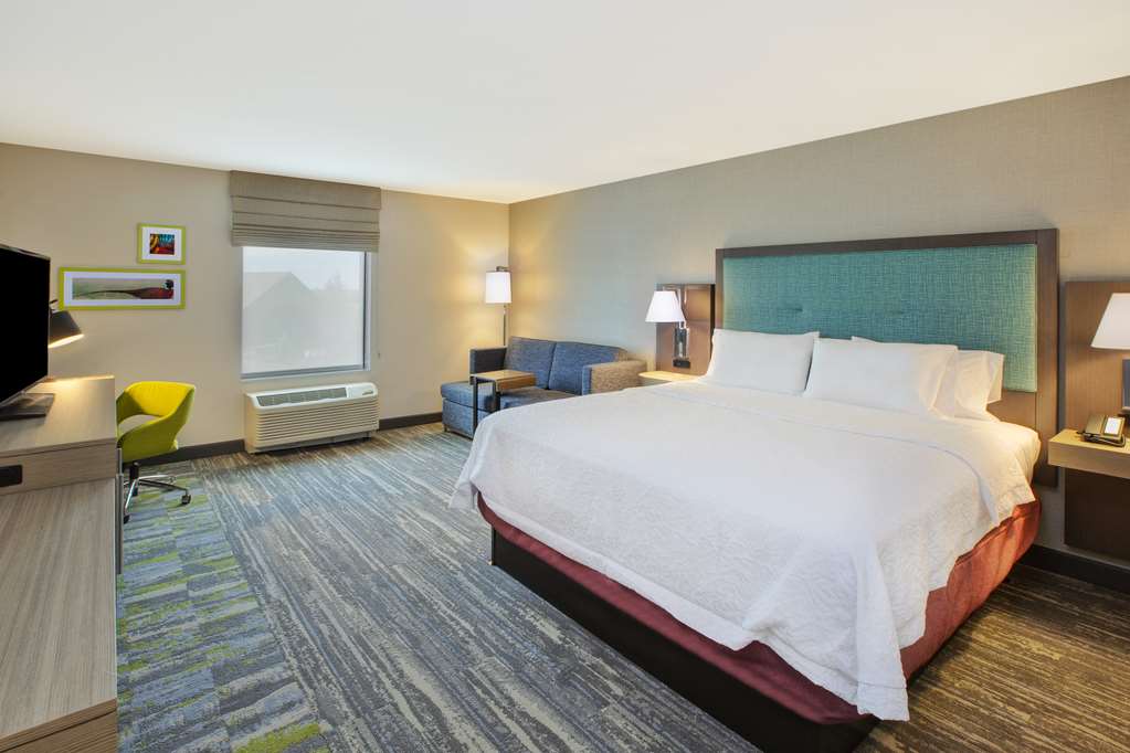 Hampton Inn & Suites Southwest/Sioux