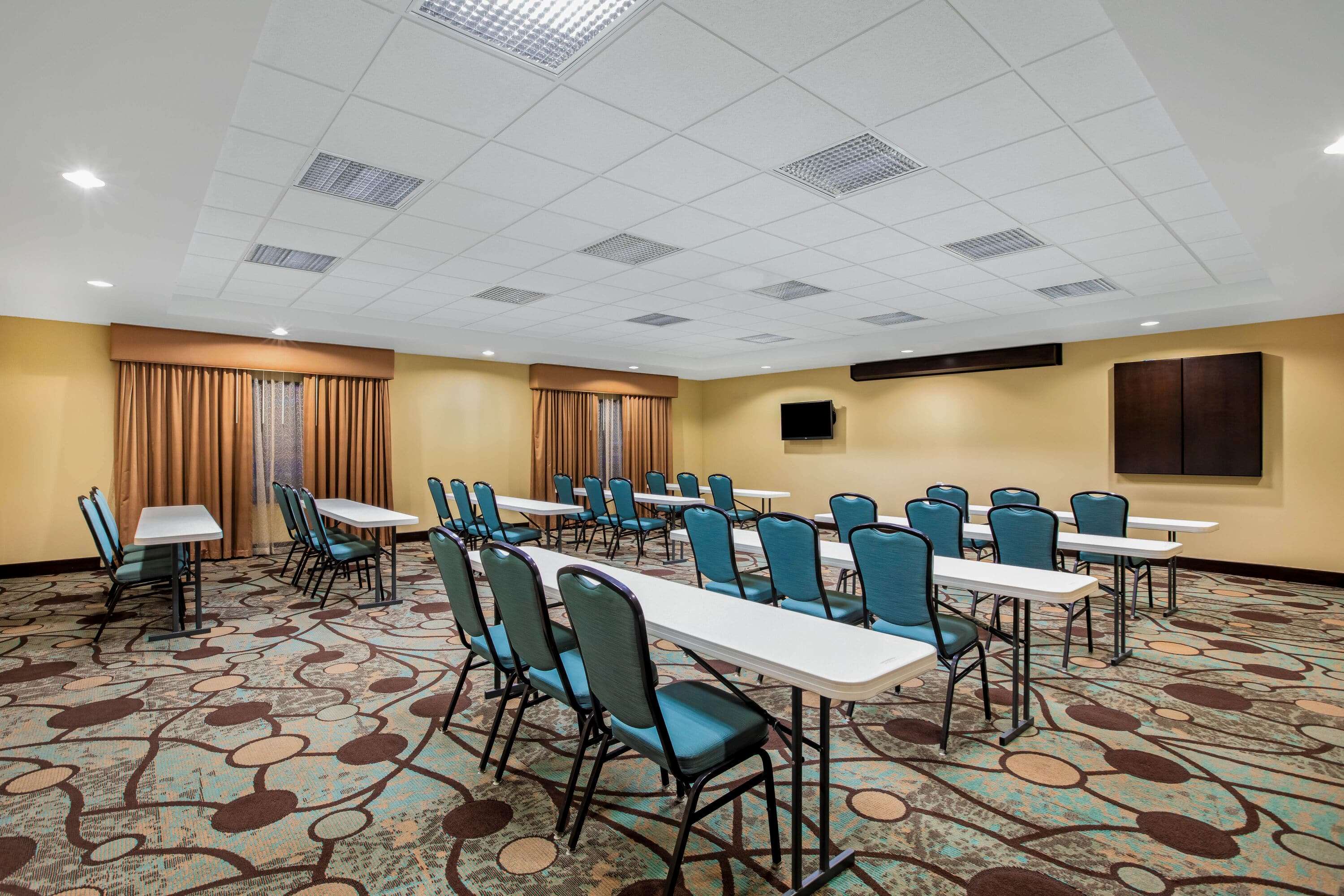 La Quinta Inn & Suites by Wyndham Sioux Falls