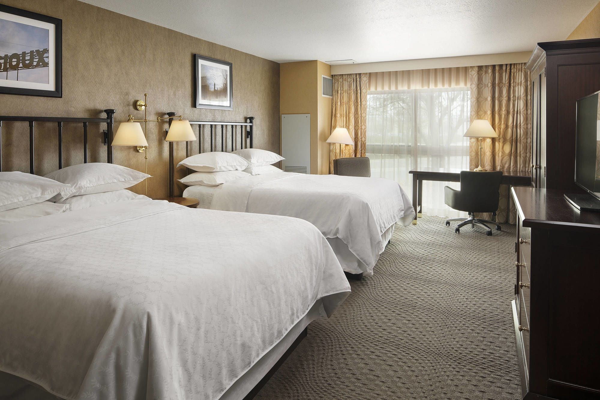 Sheraton Sioux Falls & Center