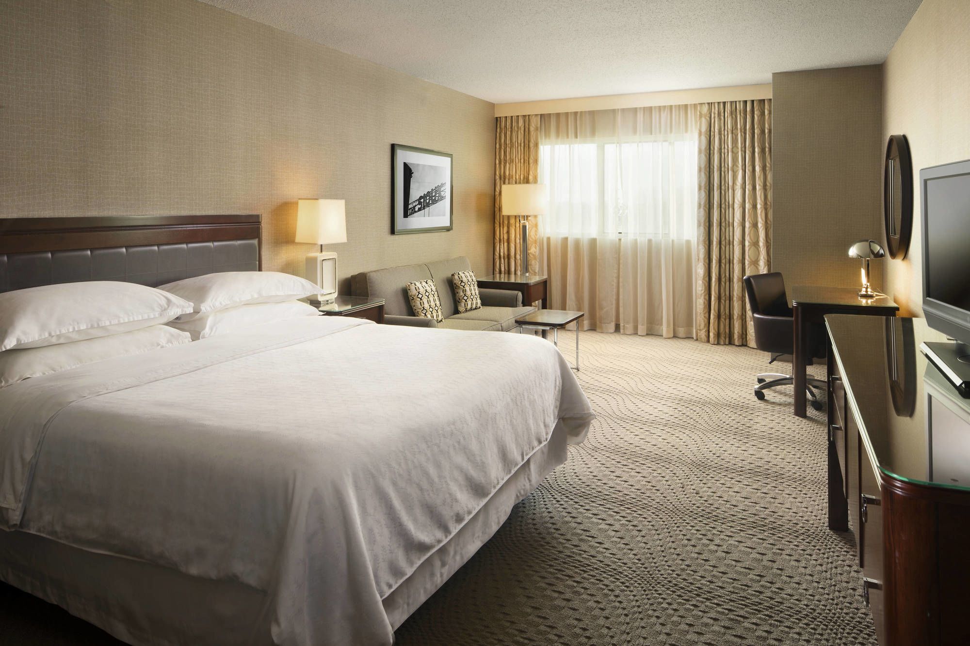 Sheraton Sioux Falls & Center