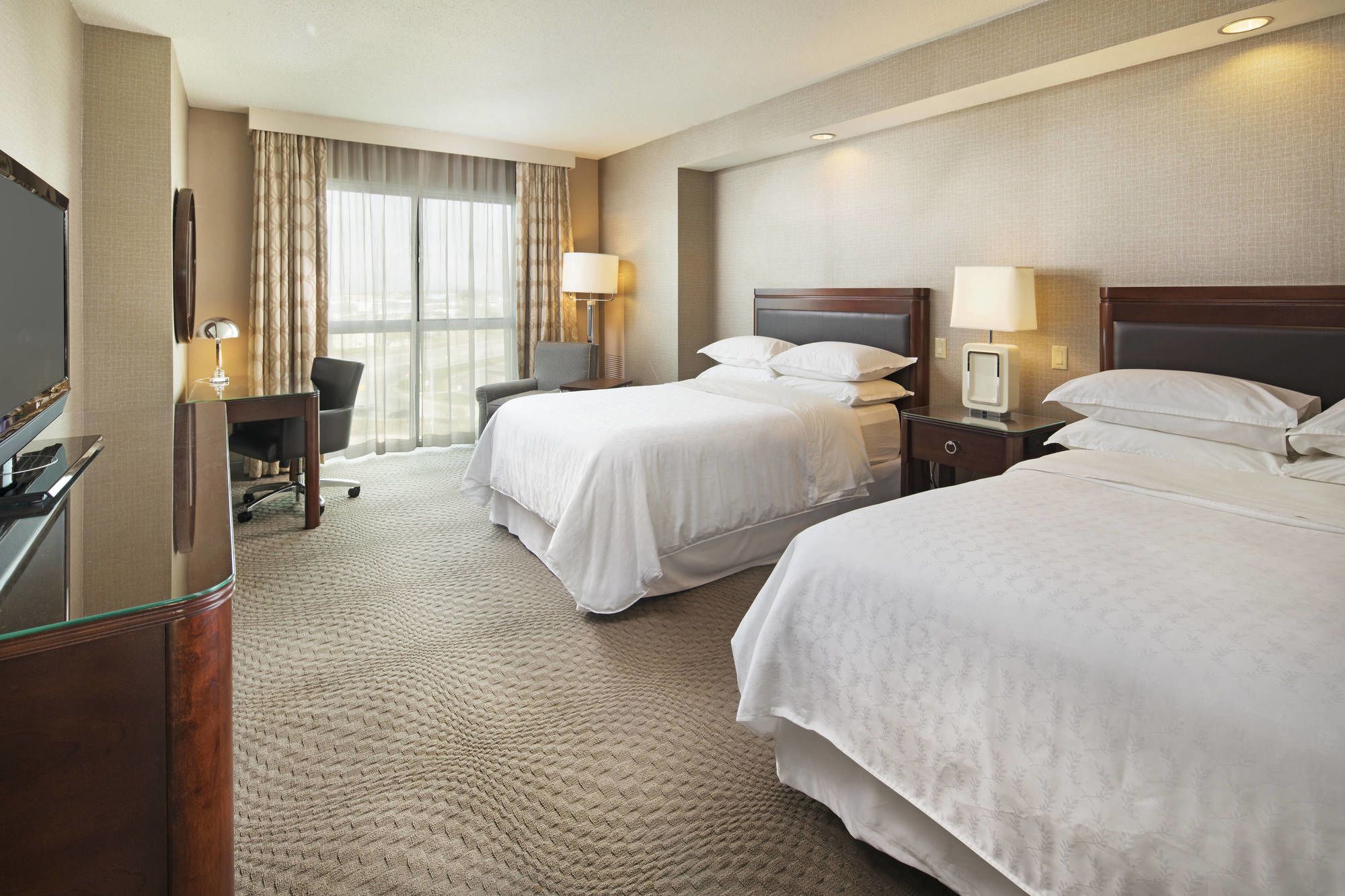 Sheraton Sioux Falls & Center