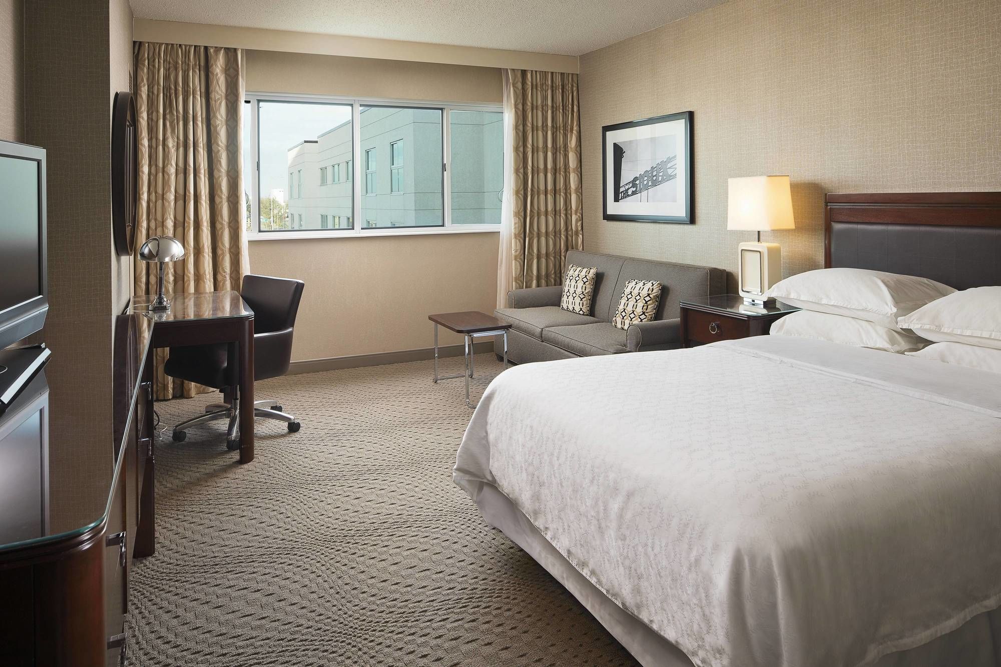 Sheraton Sioux Falls & Center