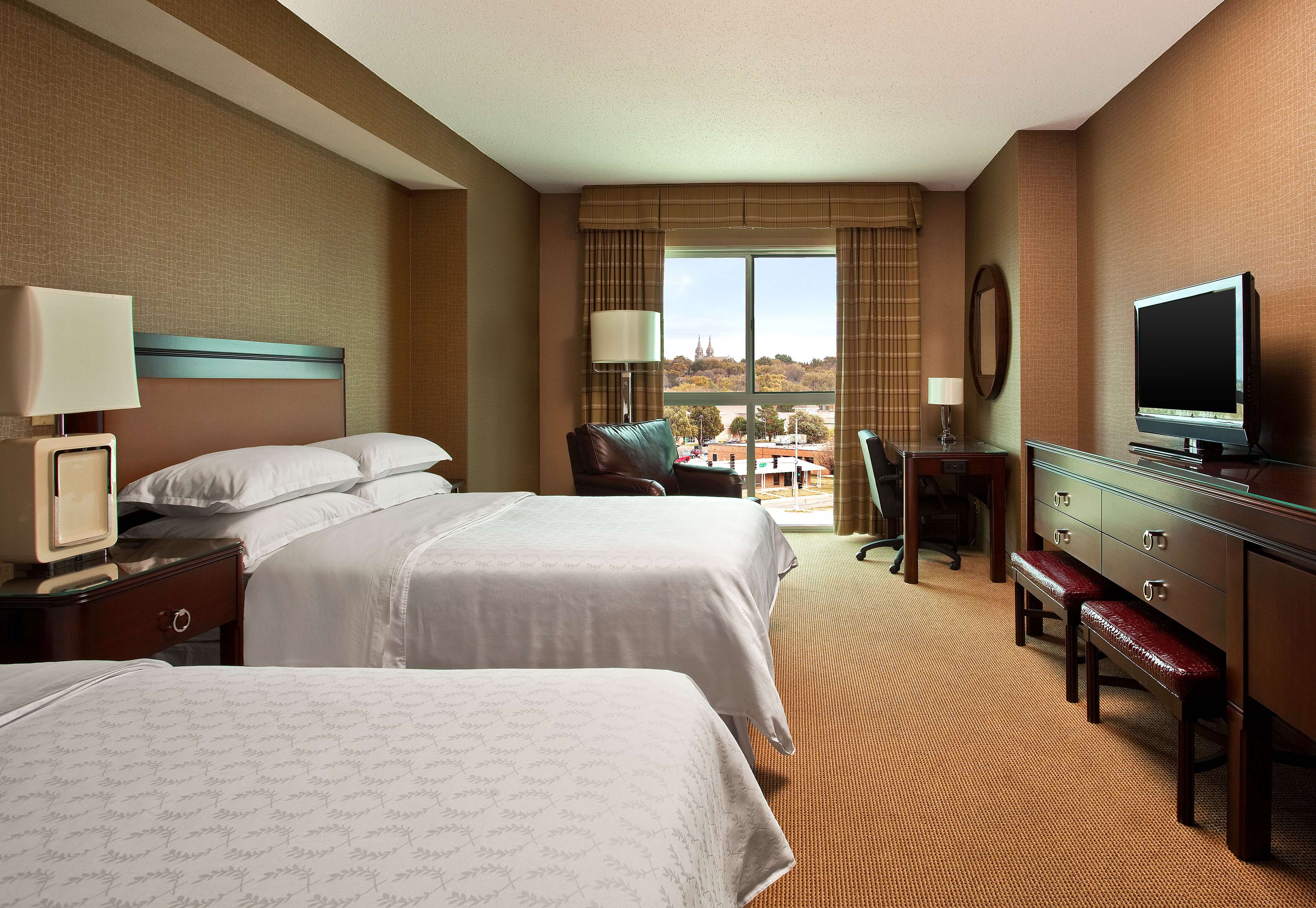 Sheraton Sioux Falls & Center