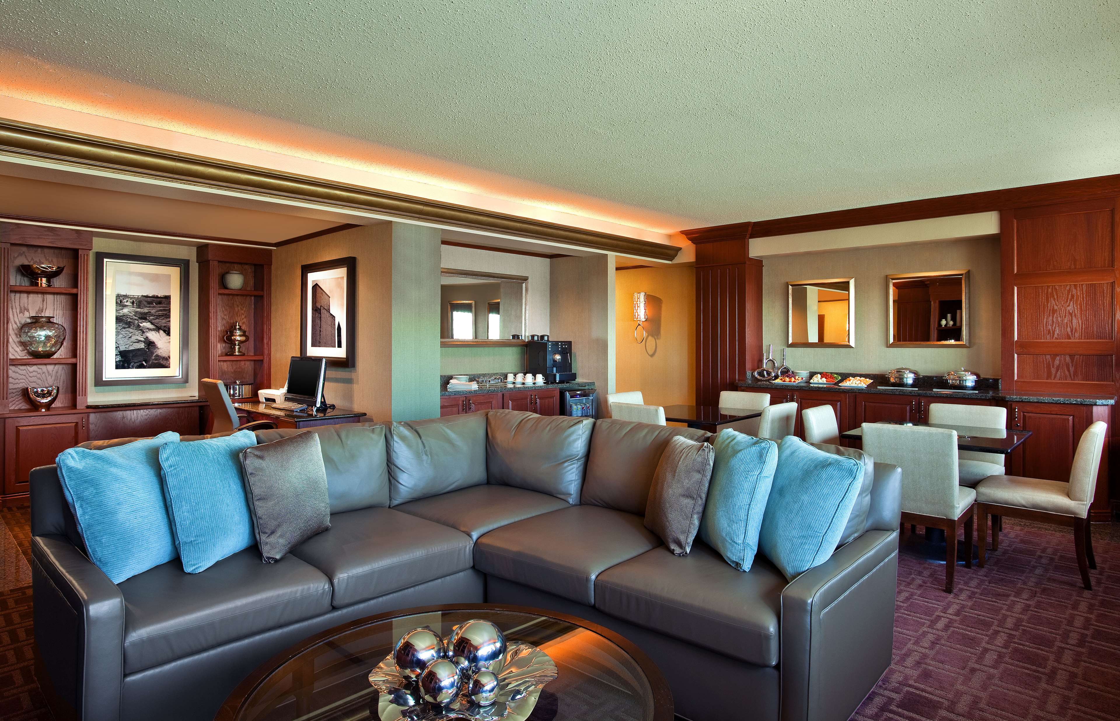 Sheraton Sioux Falls & Center