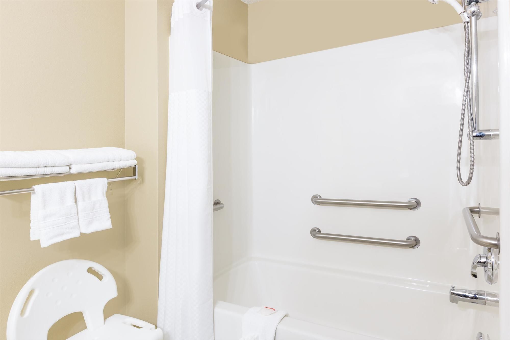Super 8 by Wyndham Sioux Falls