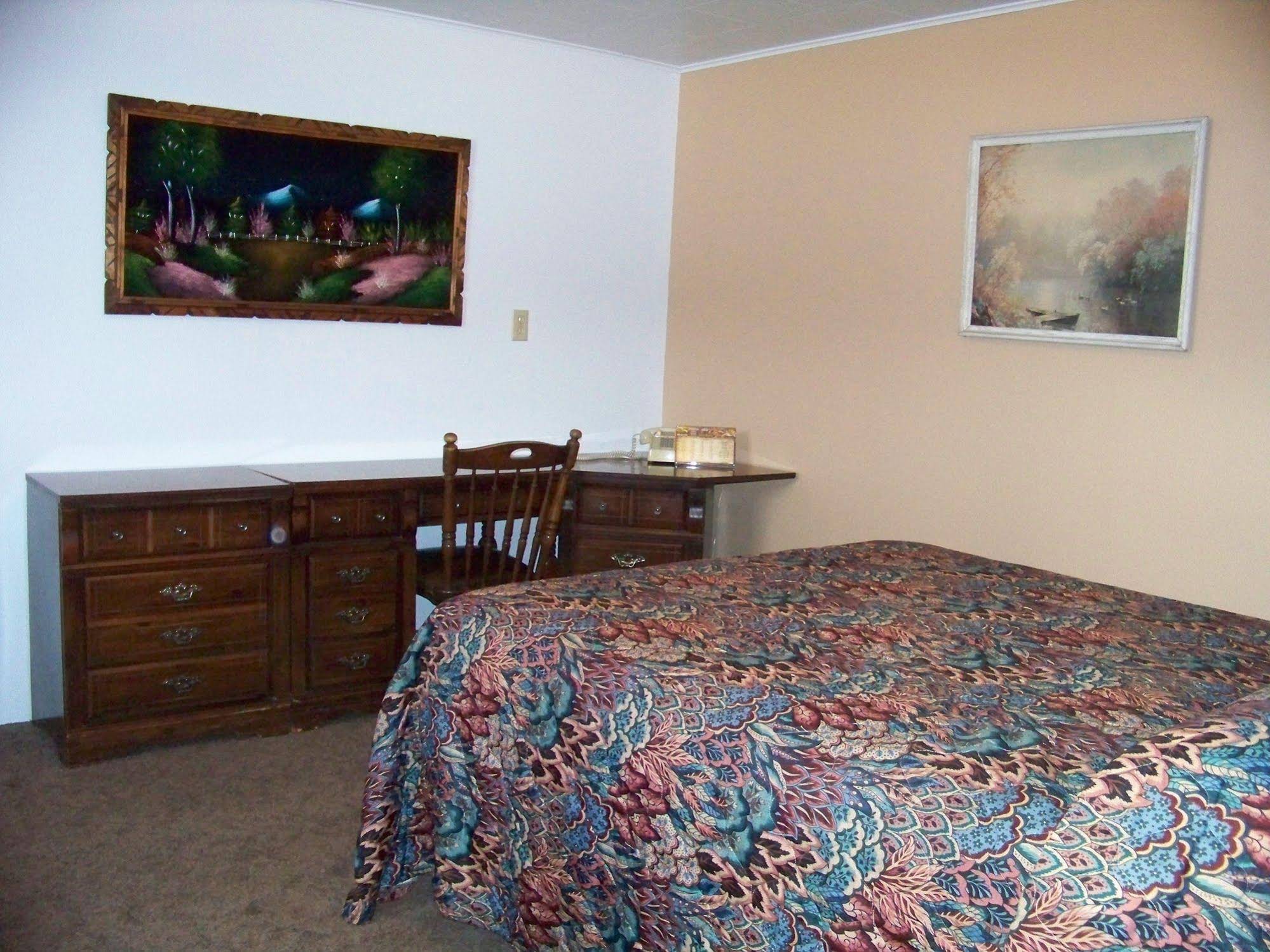 Bell's Motor Lodge Motel