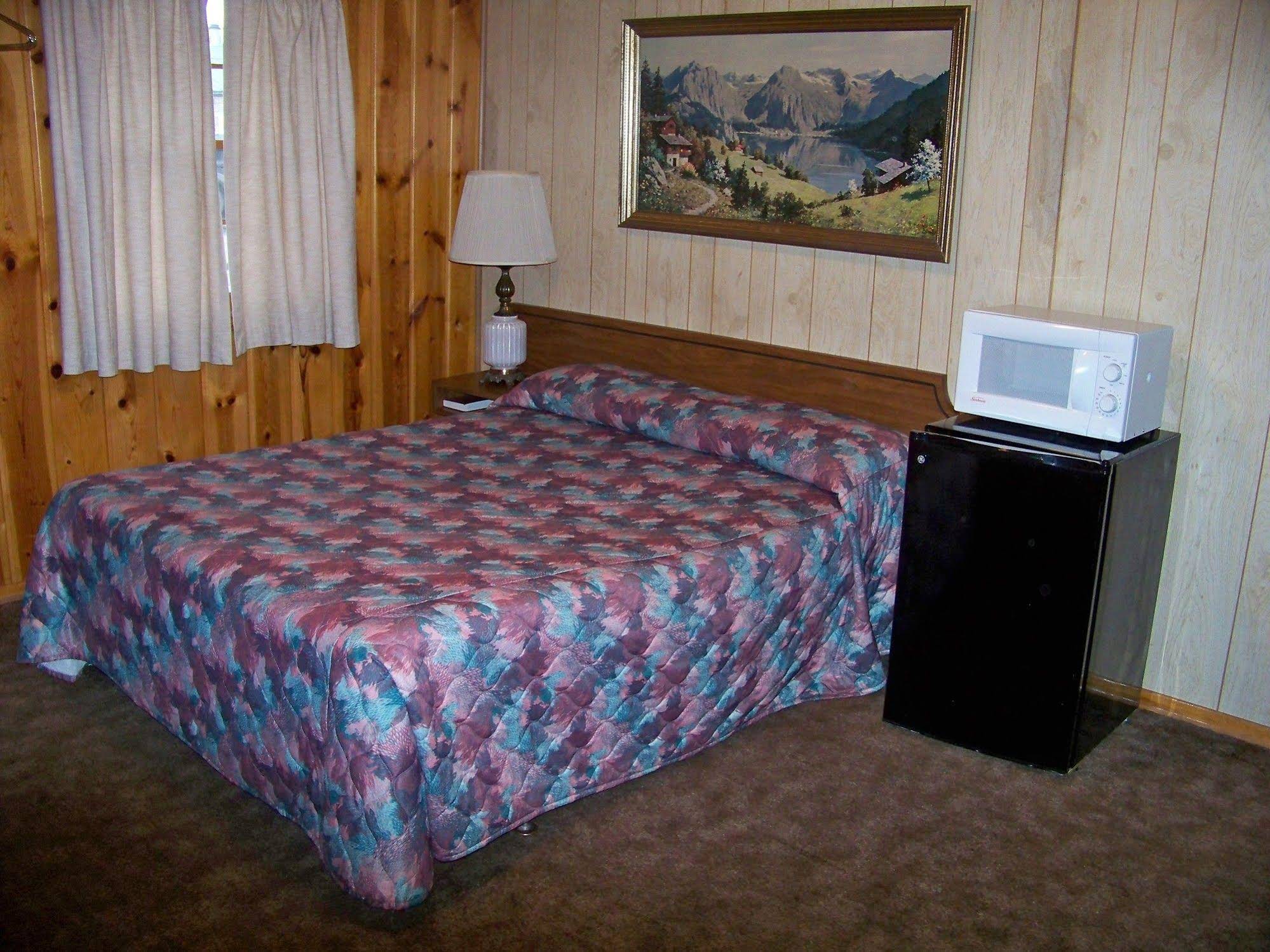 Bell's Motor Lodge Motel