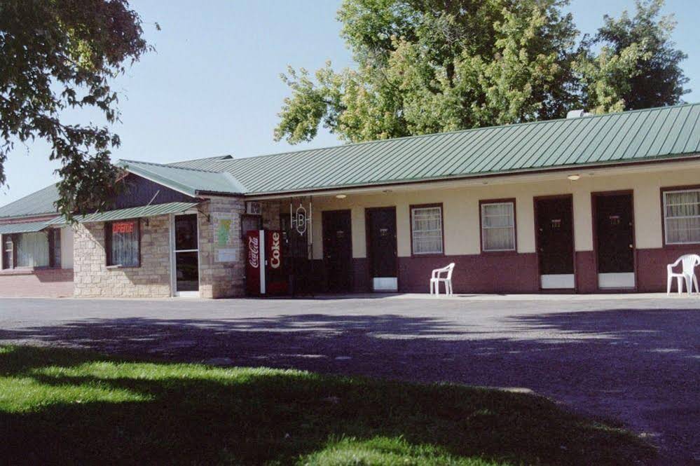 Bell's Motor Lodge Motel