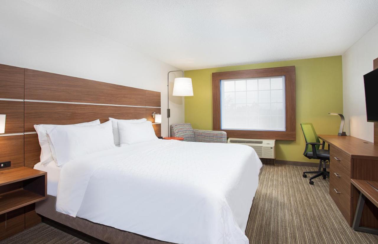 Holiday Inn Express & Suites Alcoa (Knoxville Airport)