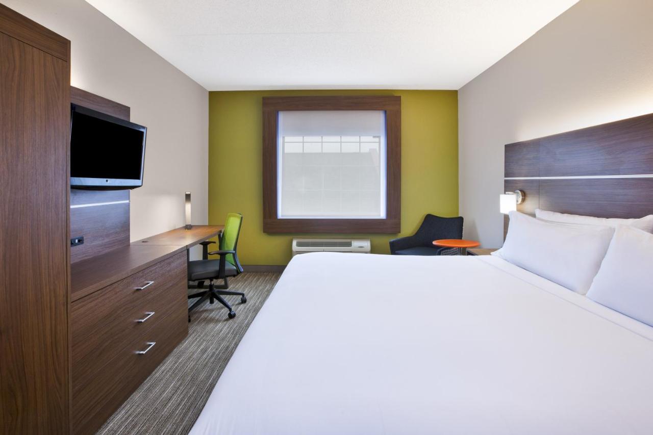 Holiday Inn Express & Suites Alcoa (Knoxville Airport)