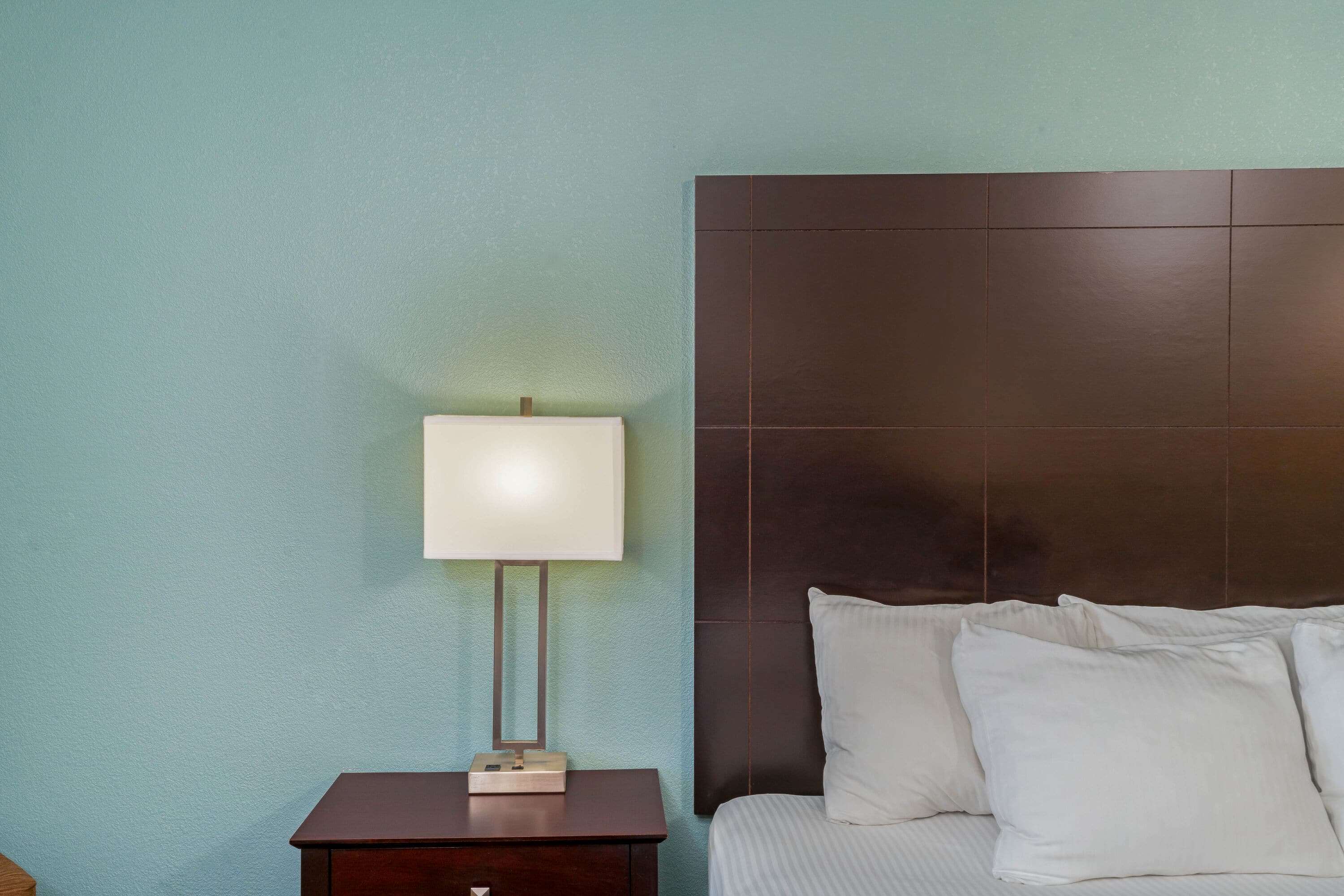 La Quinta Inn & Suites by Wyndham Knoxville Airport