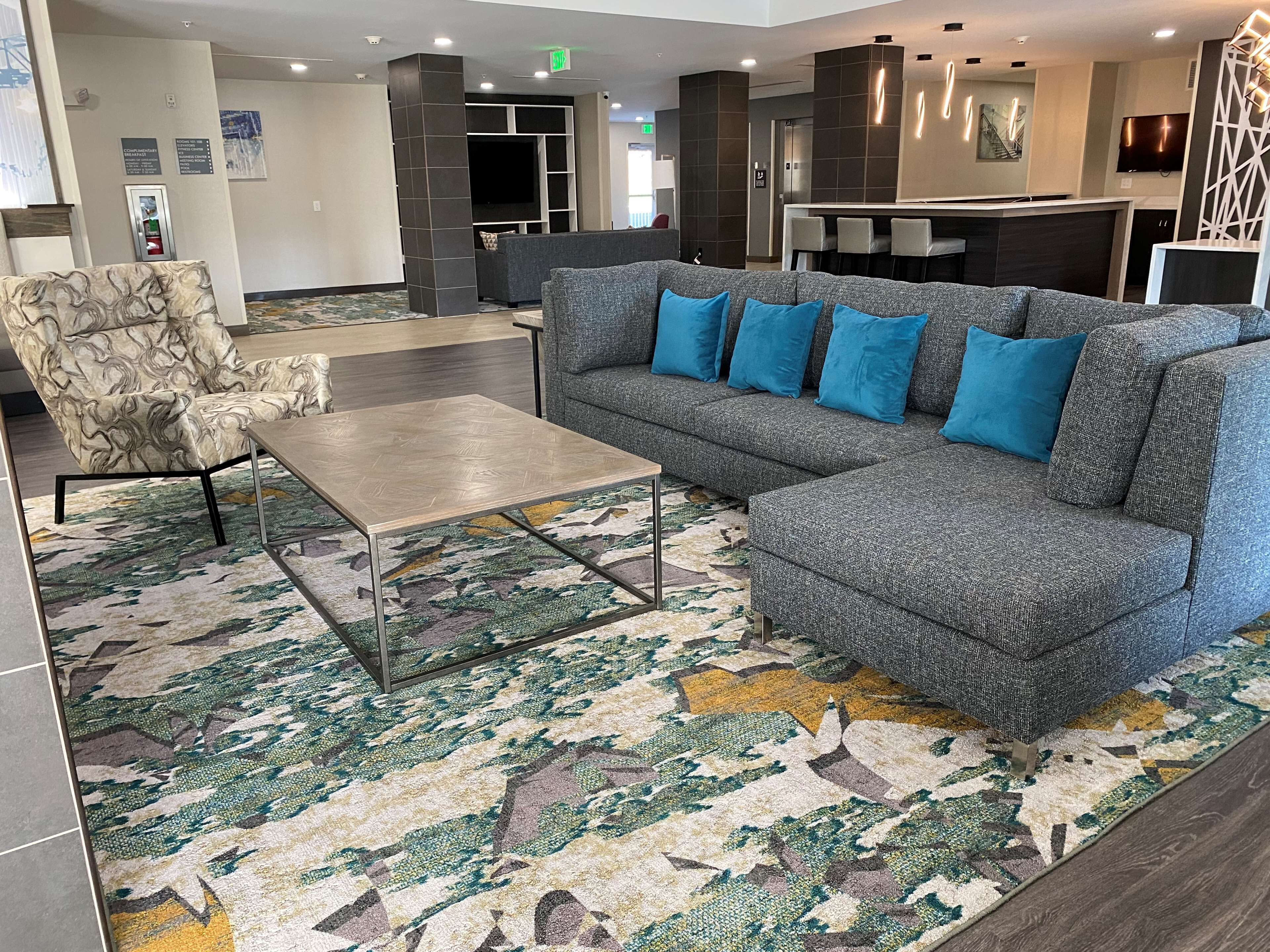 Best Western Plus Executive Residency Antioch Inn