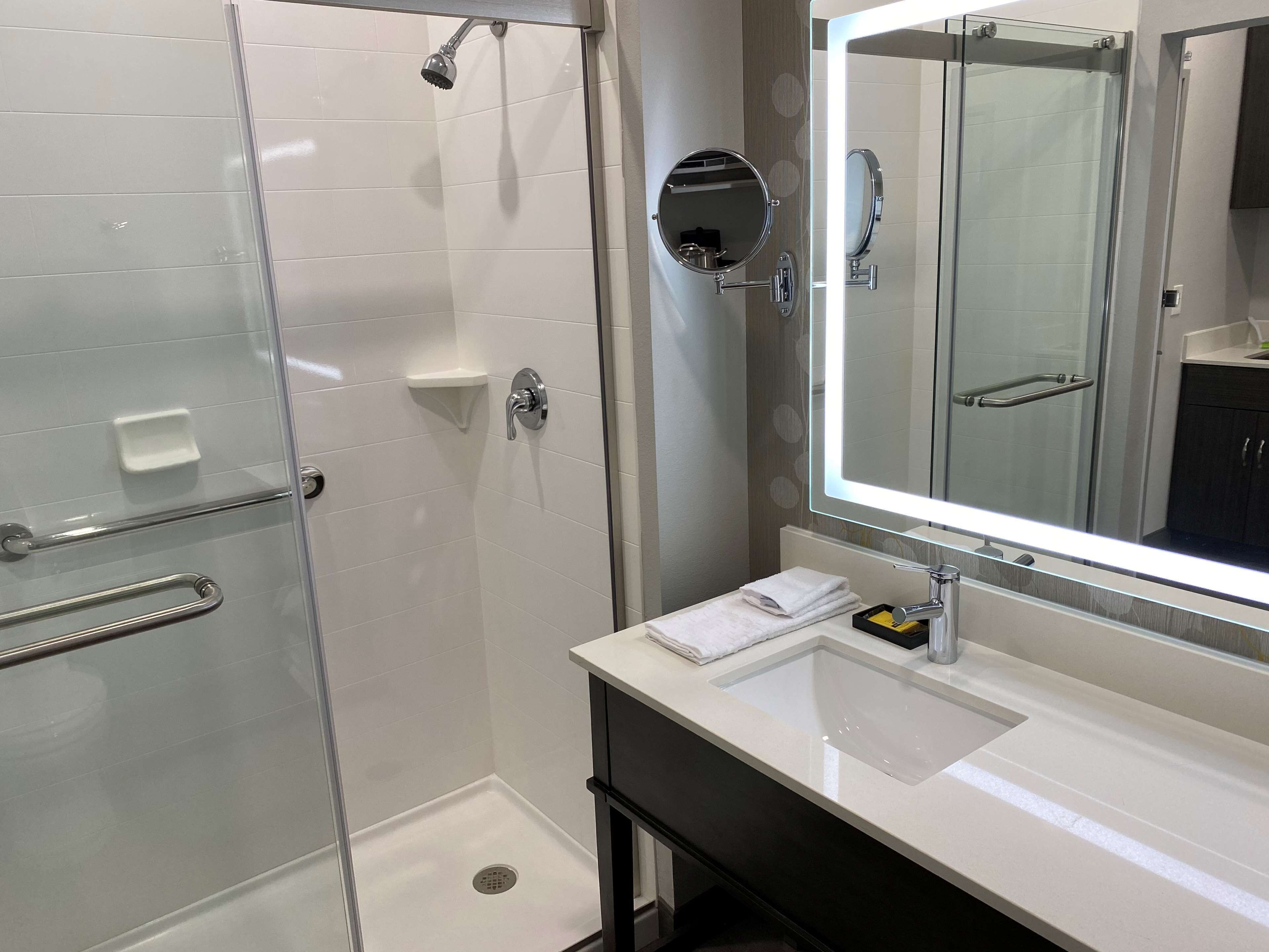 Best Western Plus Executive Residency Antioch Inn