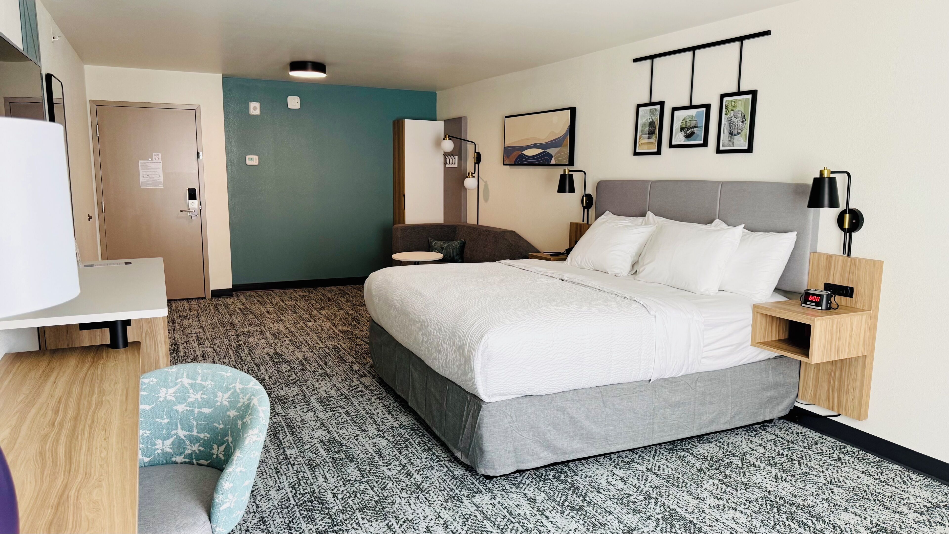 Sleep Inn & Suites