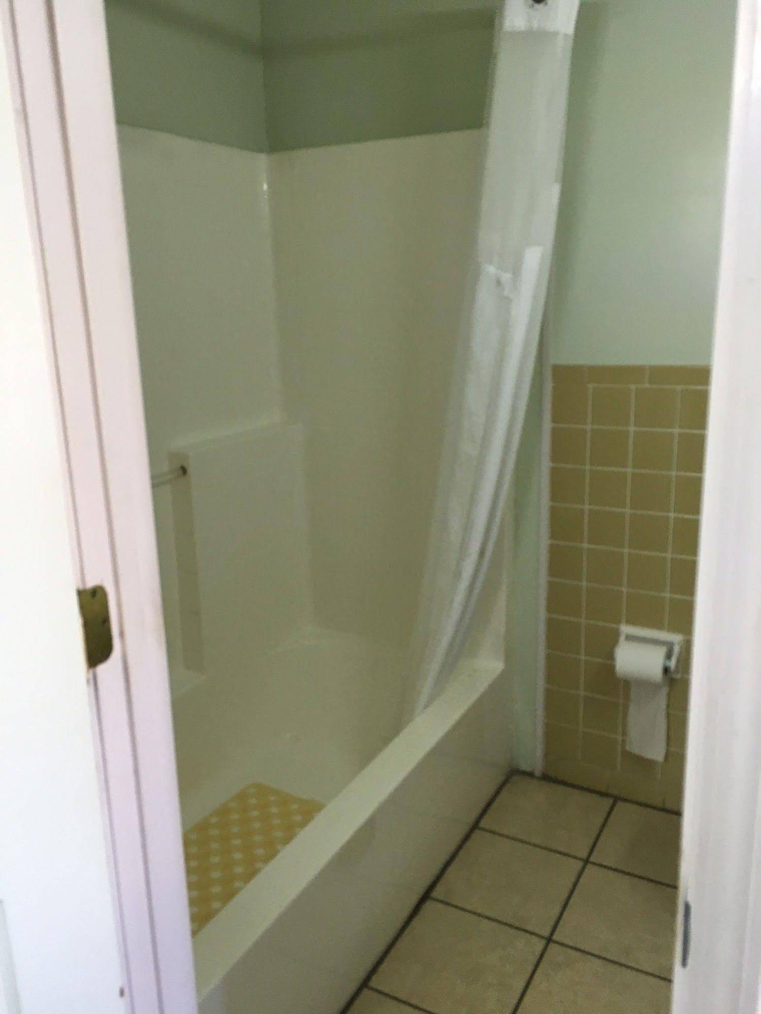 Aristocrat Motor Inn