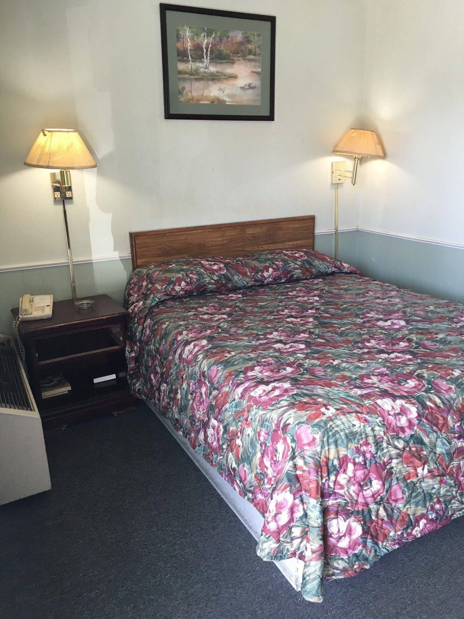 Aristocrat Motor Inn