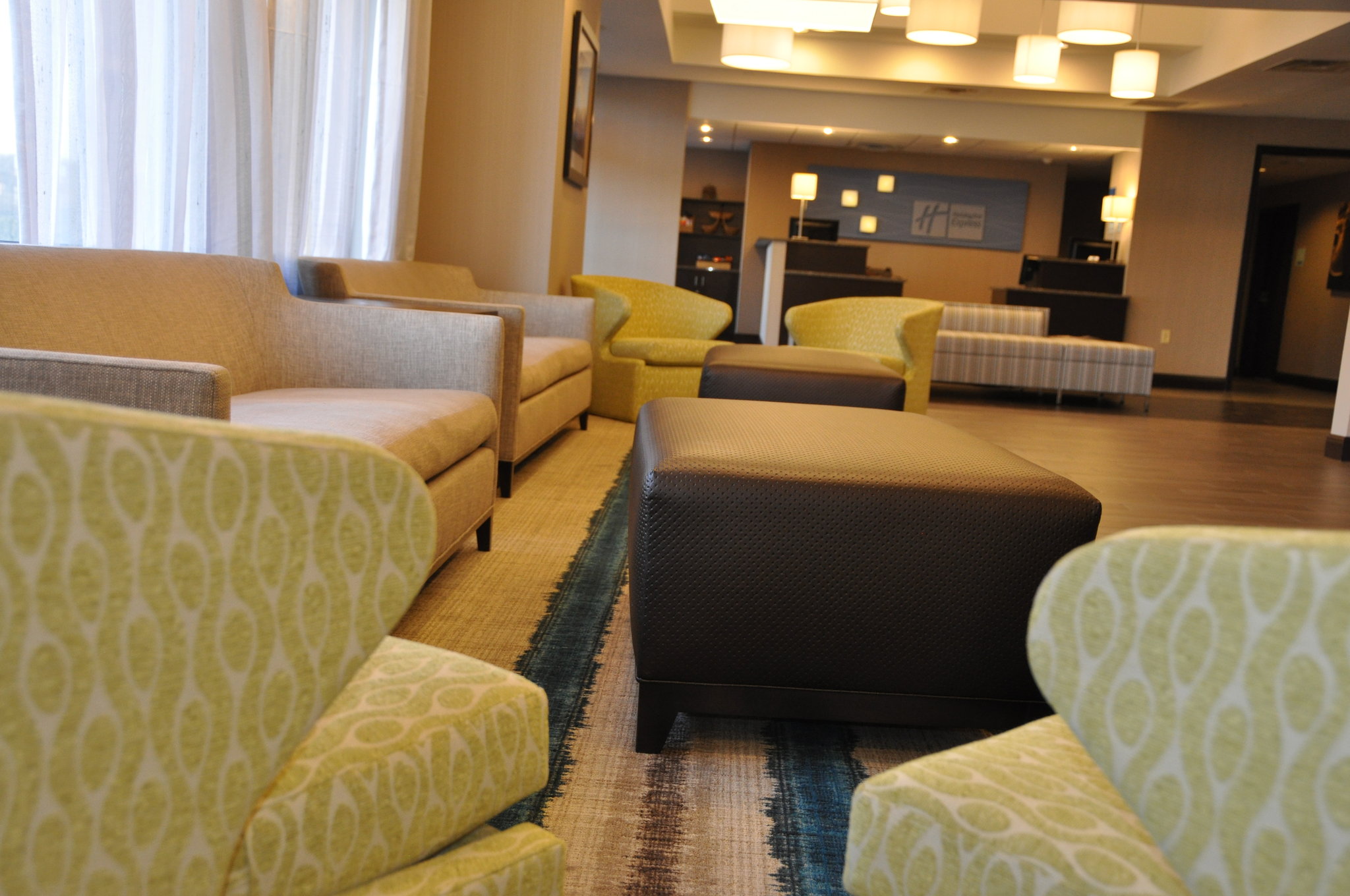 Holiday Inn Express Brentwood South - Cool Springs