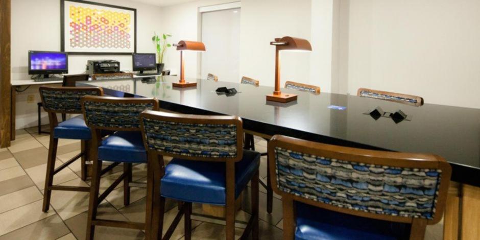 Holiday Inn Express Hotel & Suites Brentwood North - Nashville Area